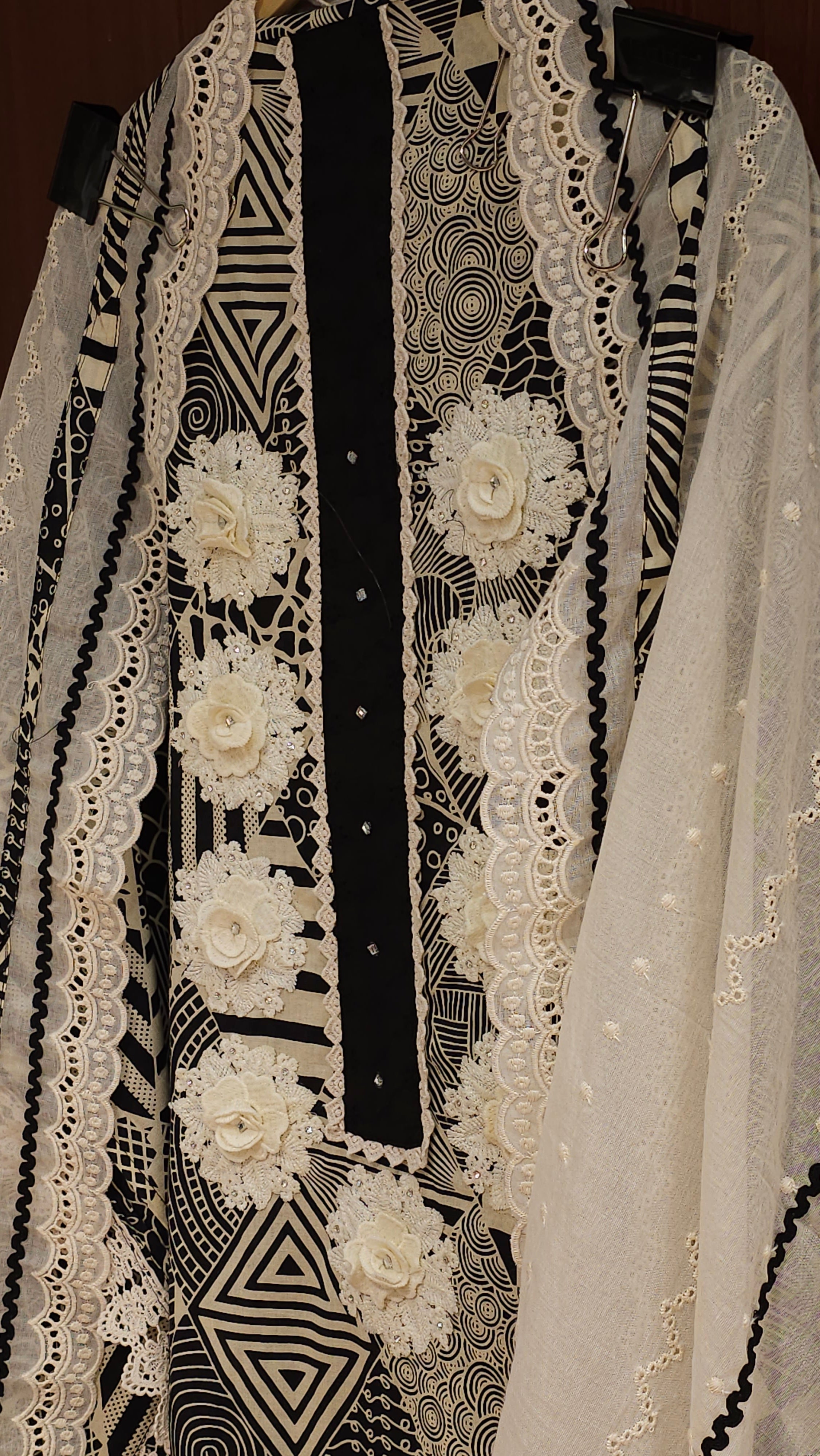 Geometric Print Cotton Suit with Chikan and 3D Flowers