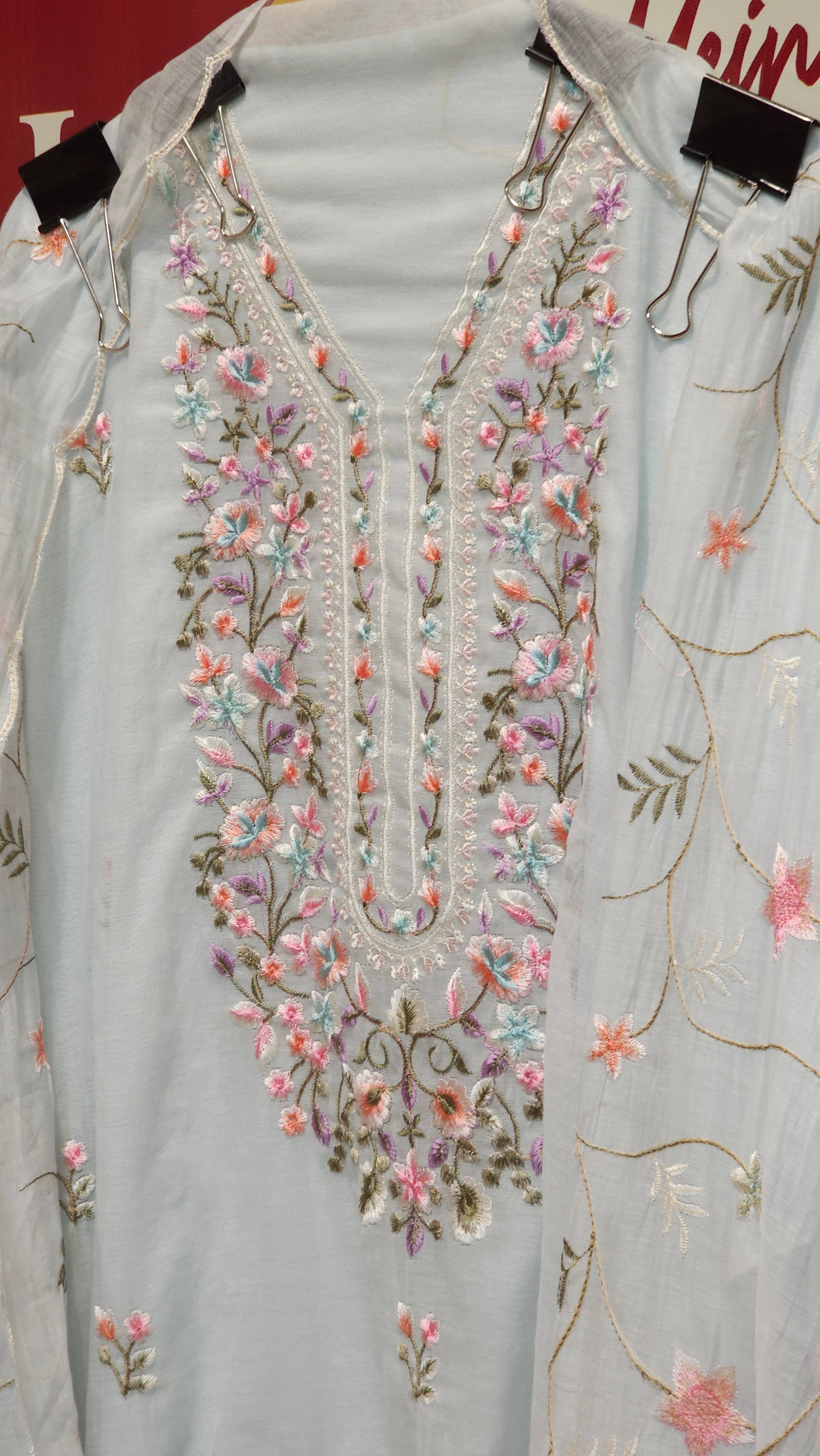 Mul Chanderi – Parsi Embroidered Elegance