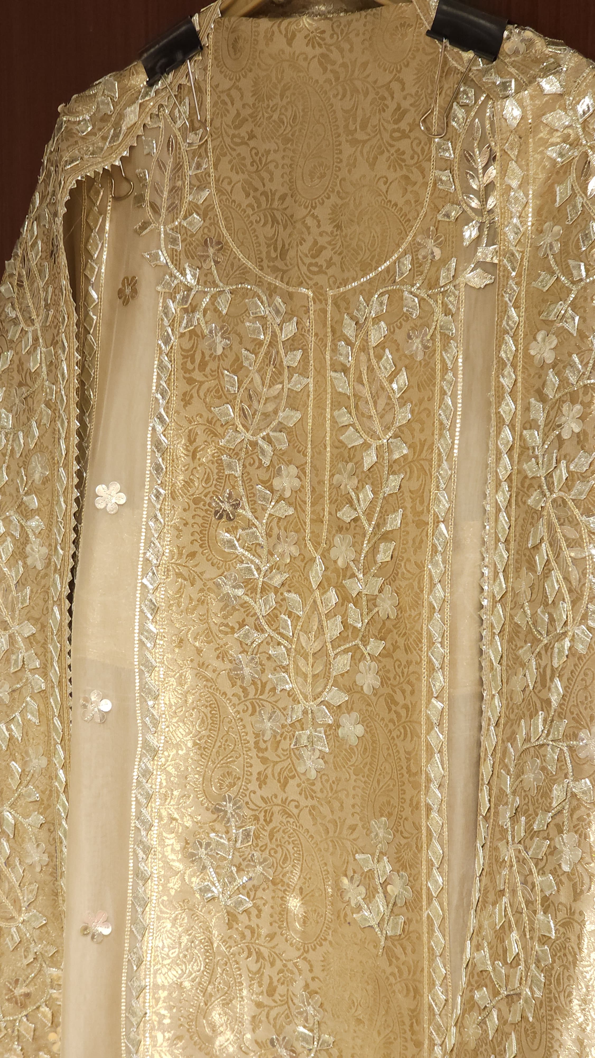 The Maharani Suit