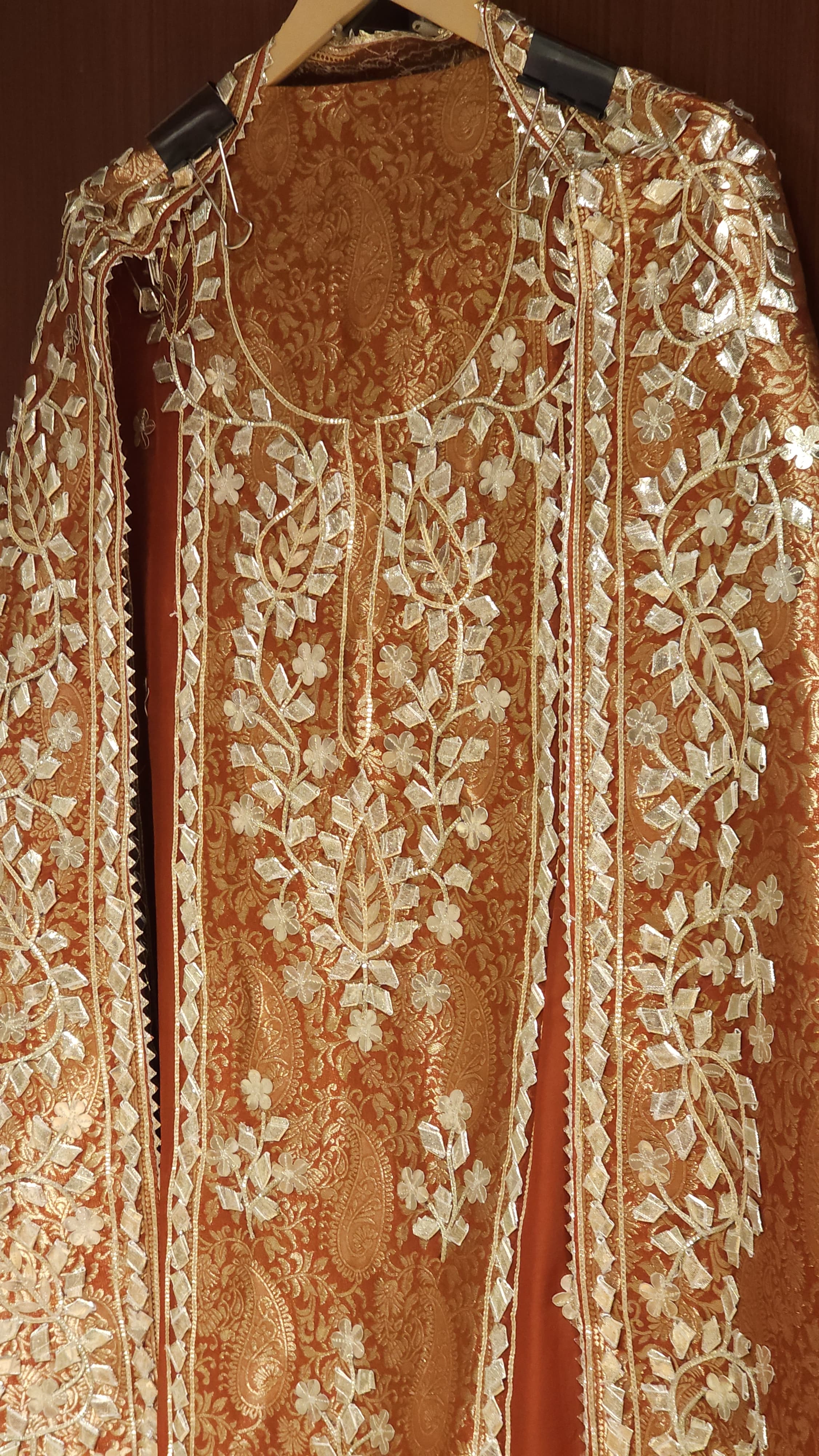 The Maharani Suit