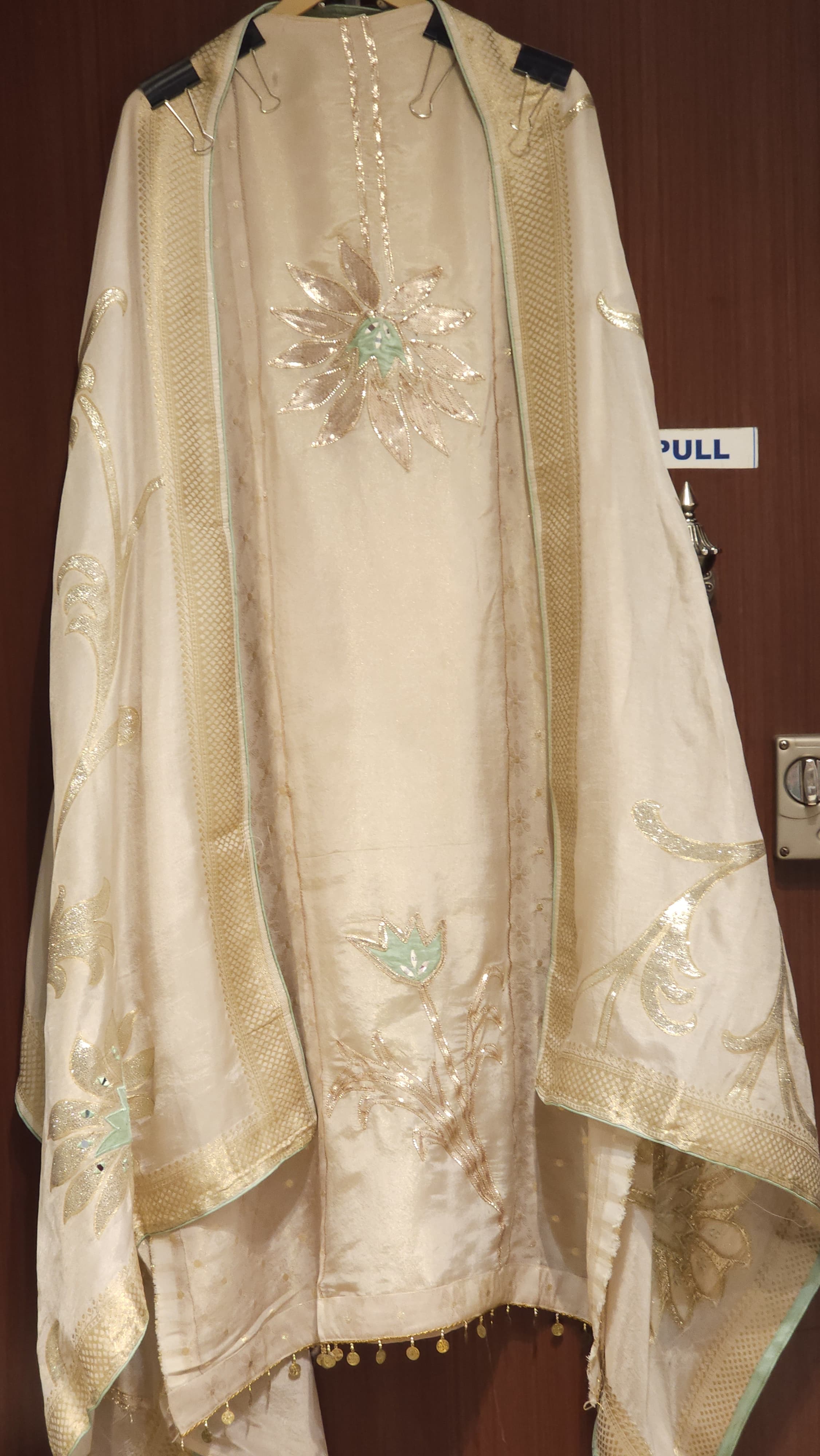 Ivory Edition in Viral Bail Dupatta