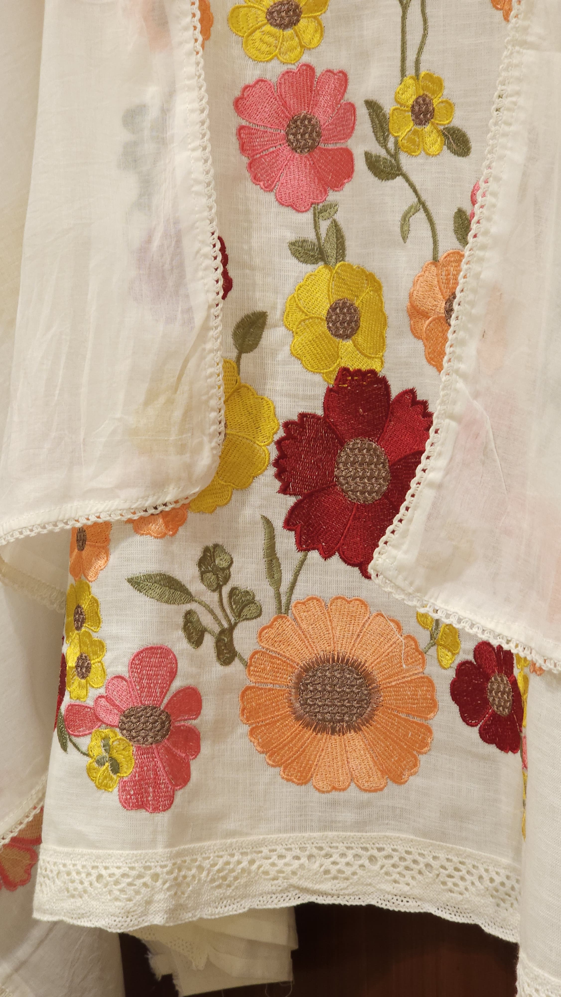 Floral Elegance – Linen Cotton Suit