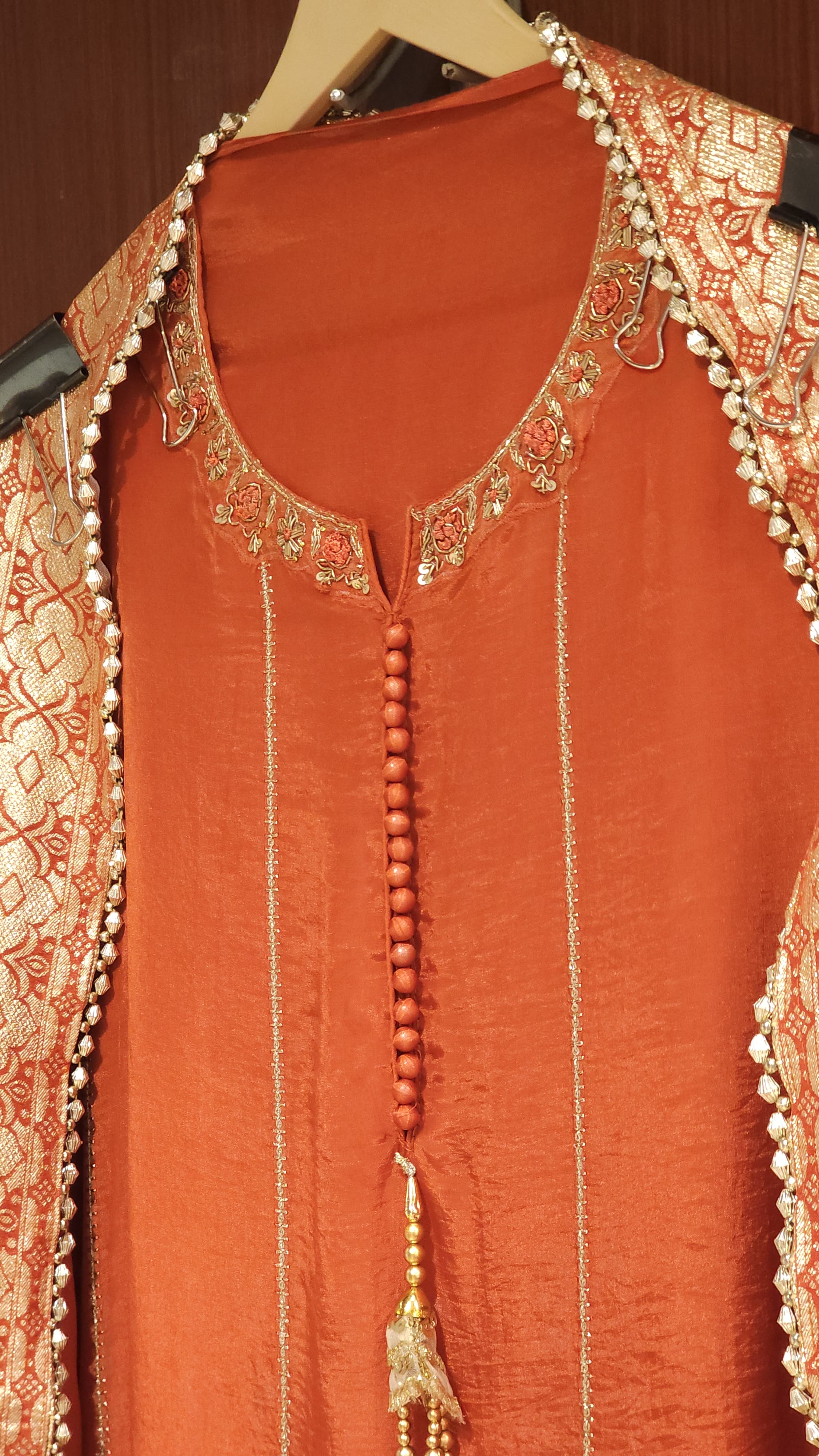 Zardozi on Crepe Silk & Banarasi Dupatta