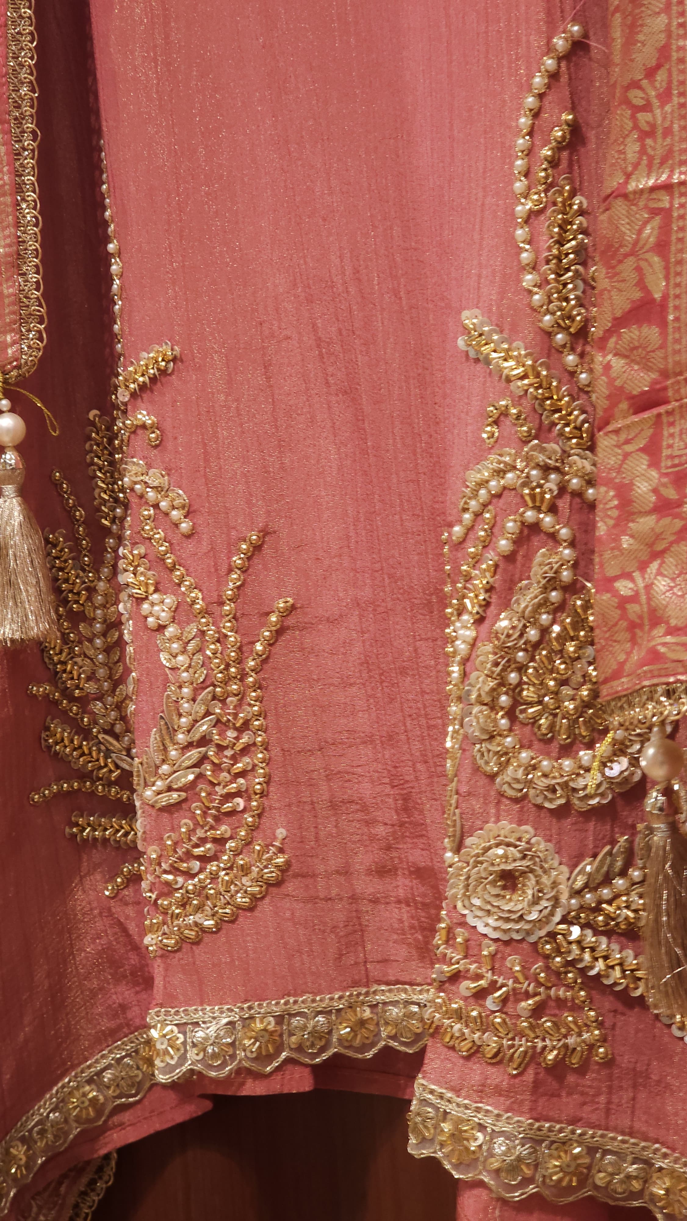 First-Ever Ornamental Embroidery Suit