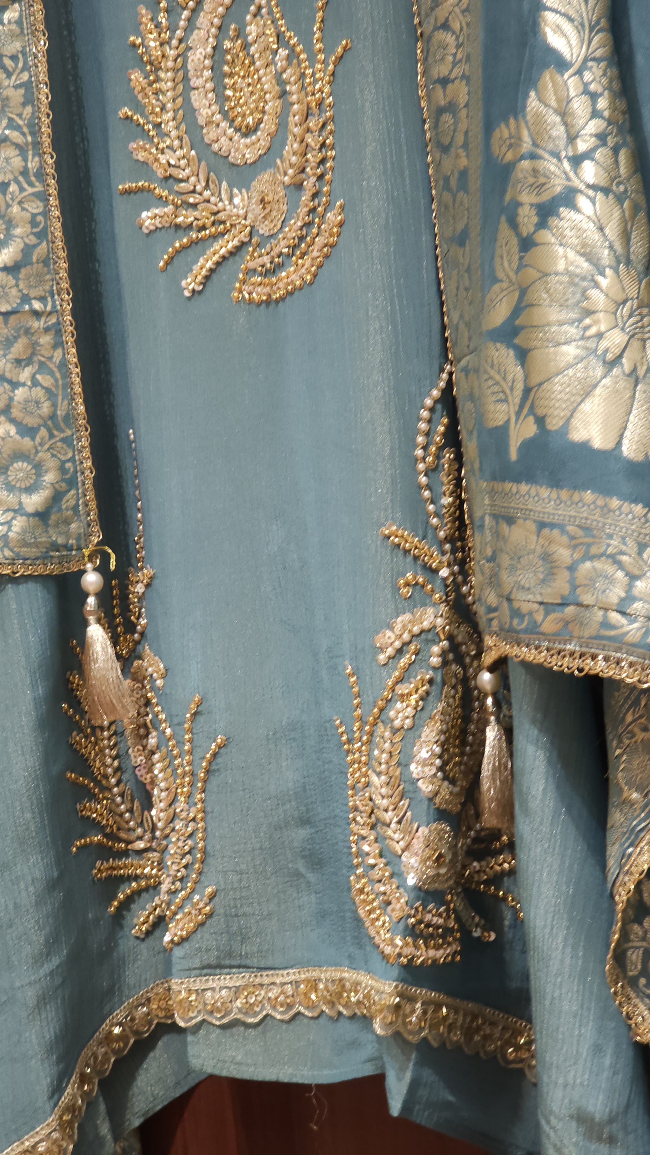 First-Ever Ornamental Embroidery Suit