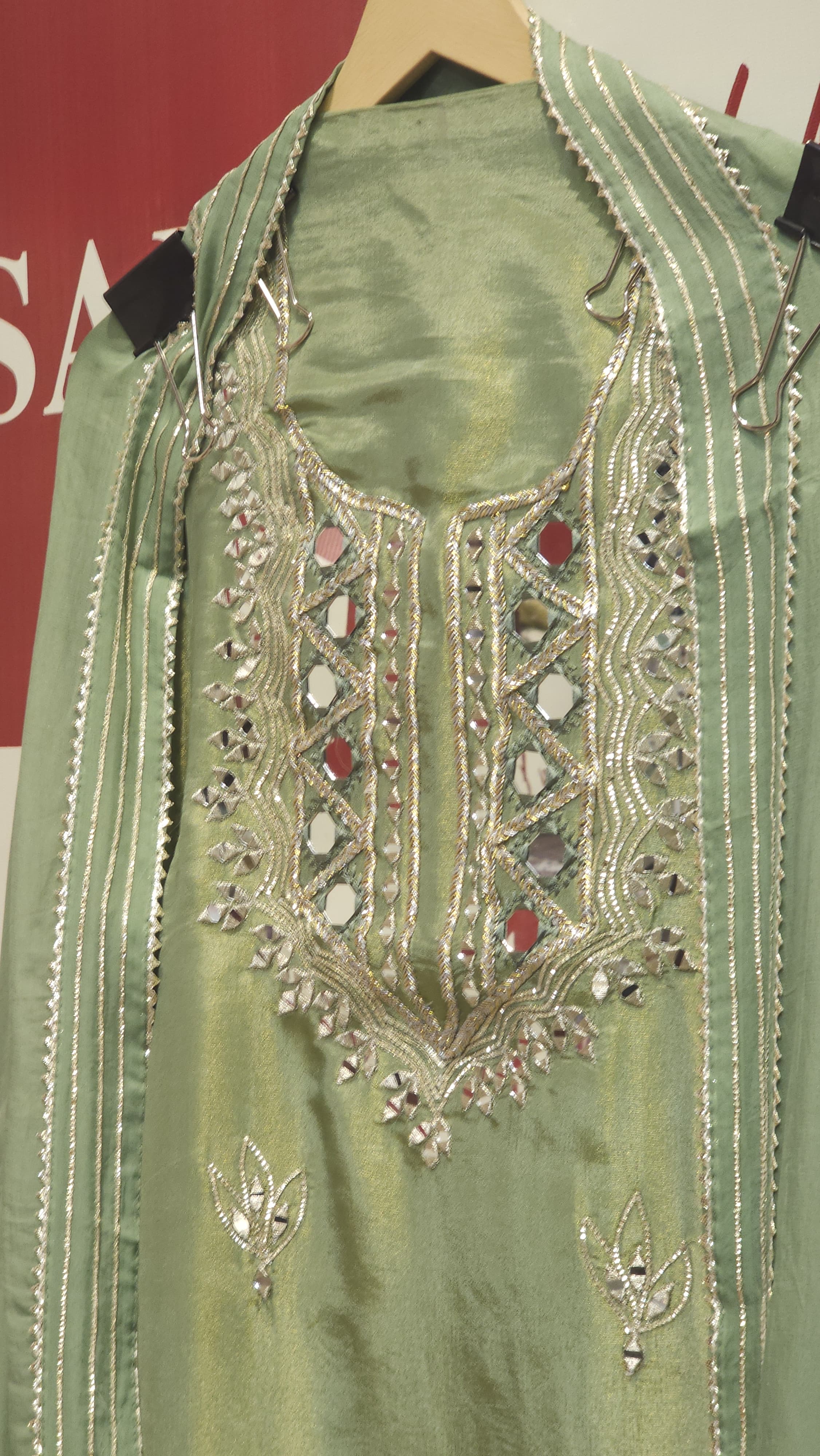 Applique & Mirror Elegance in Soft Tissue