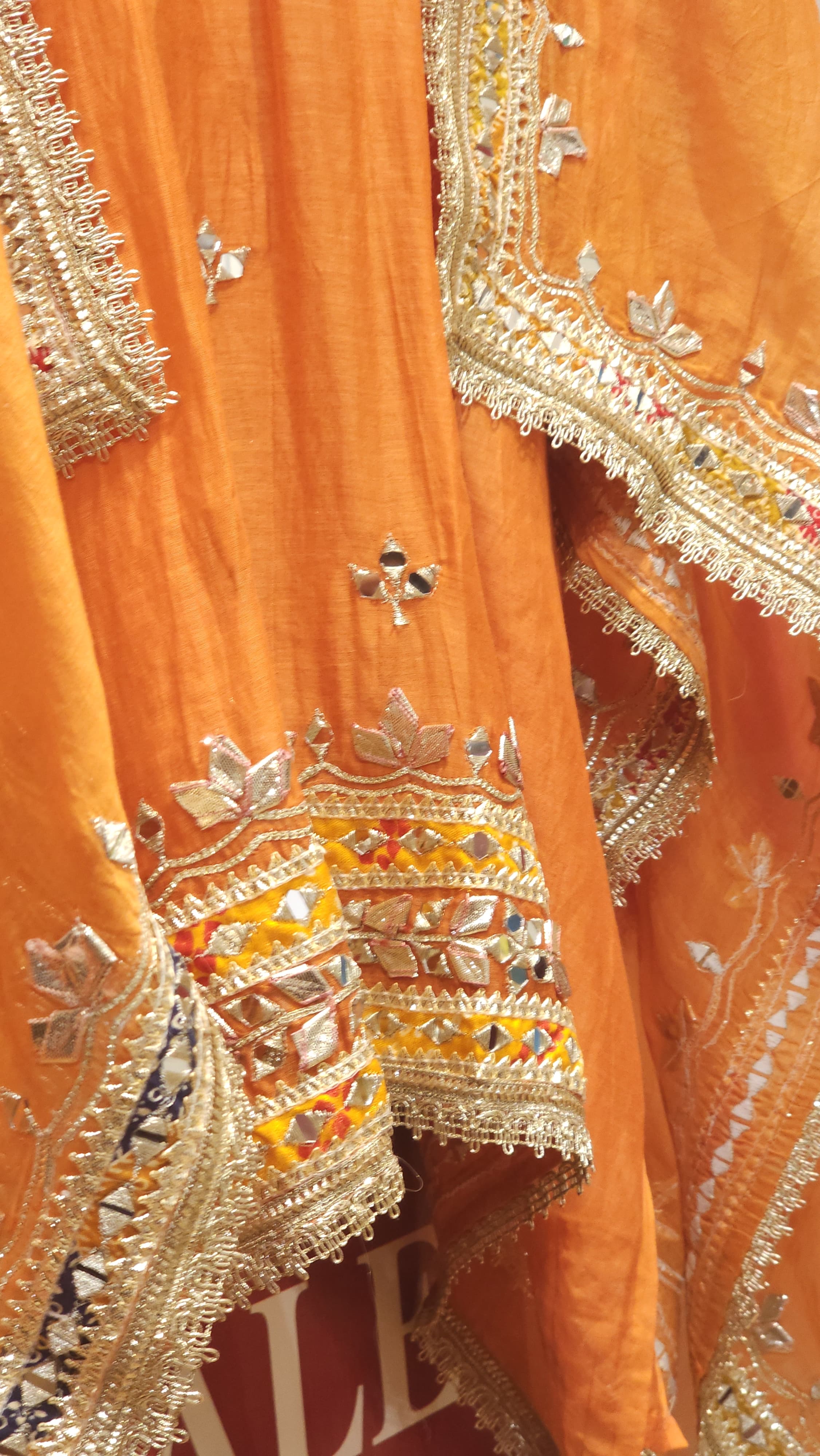 Ombre -Mul Chanderi Gota Patti Suit