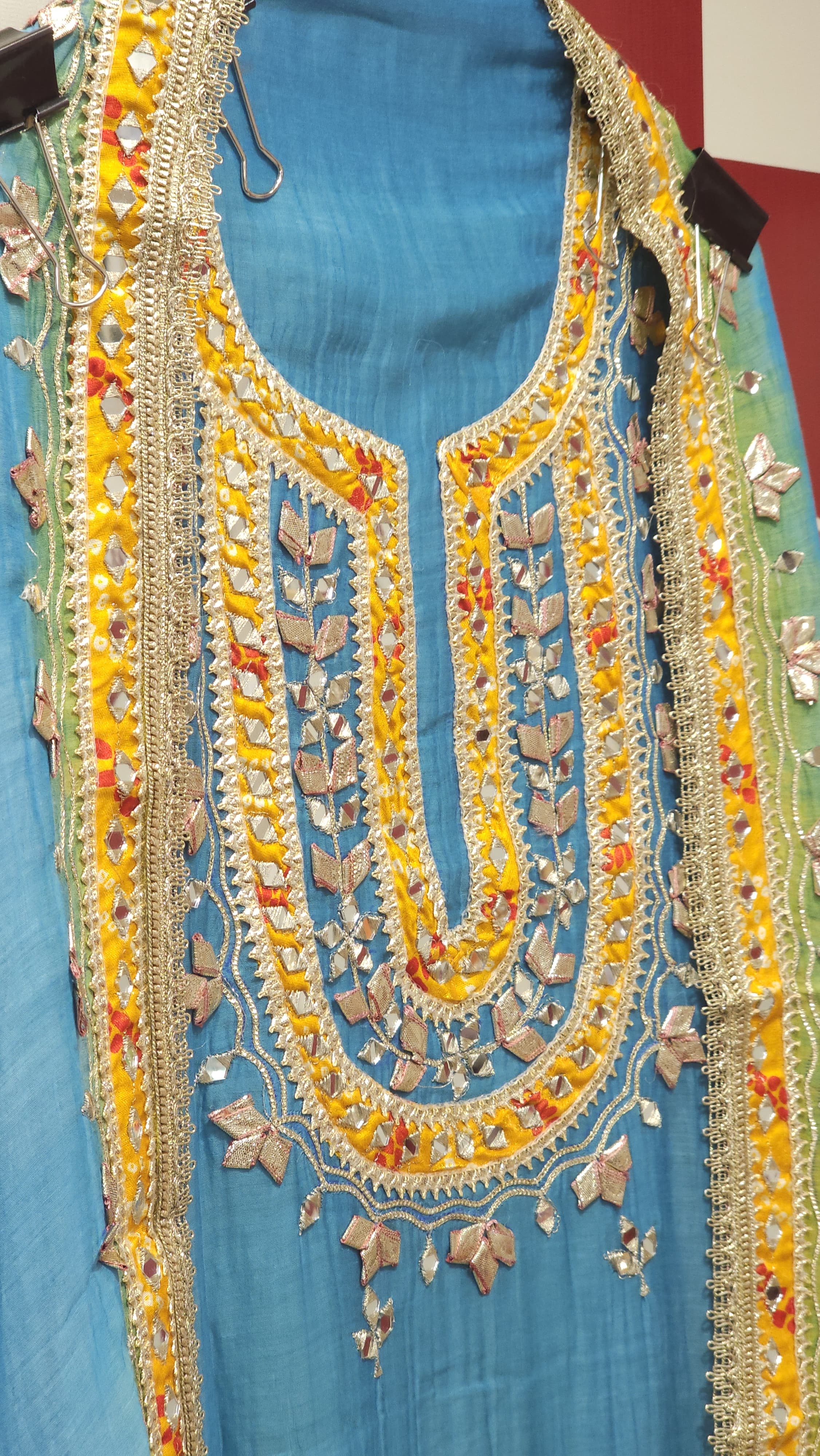 Ombre -Mul Chanderi Gota Patti Suit
