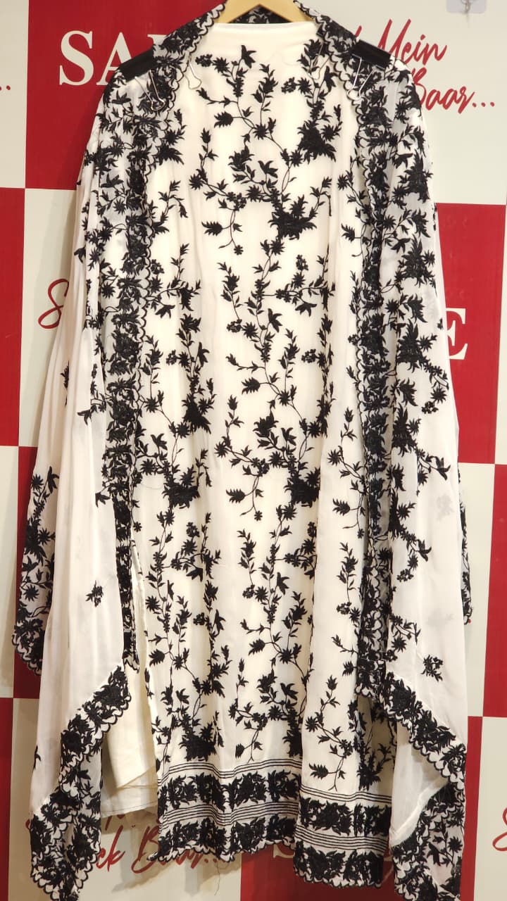 Pakistani Georgette Embroidered Suit