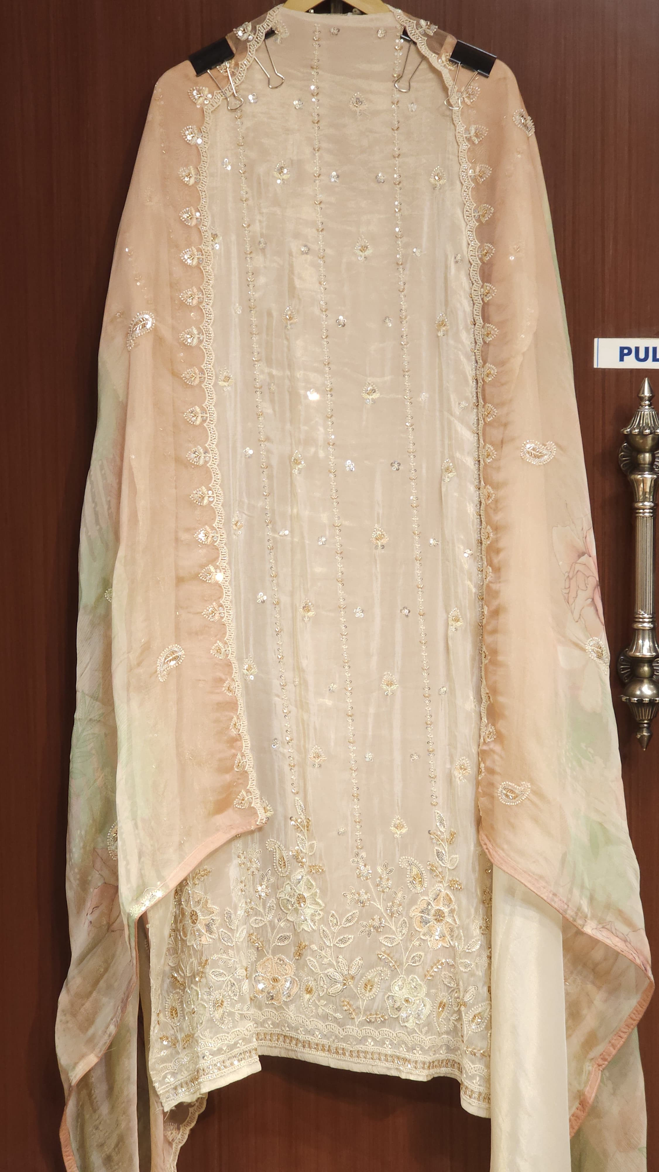 Viral : Pure shimmer tissue suit (New Dupatta)