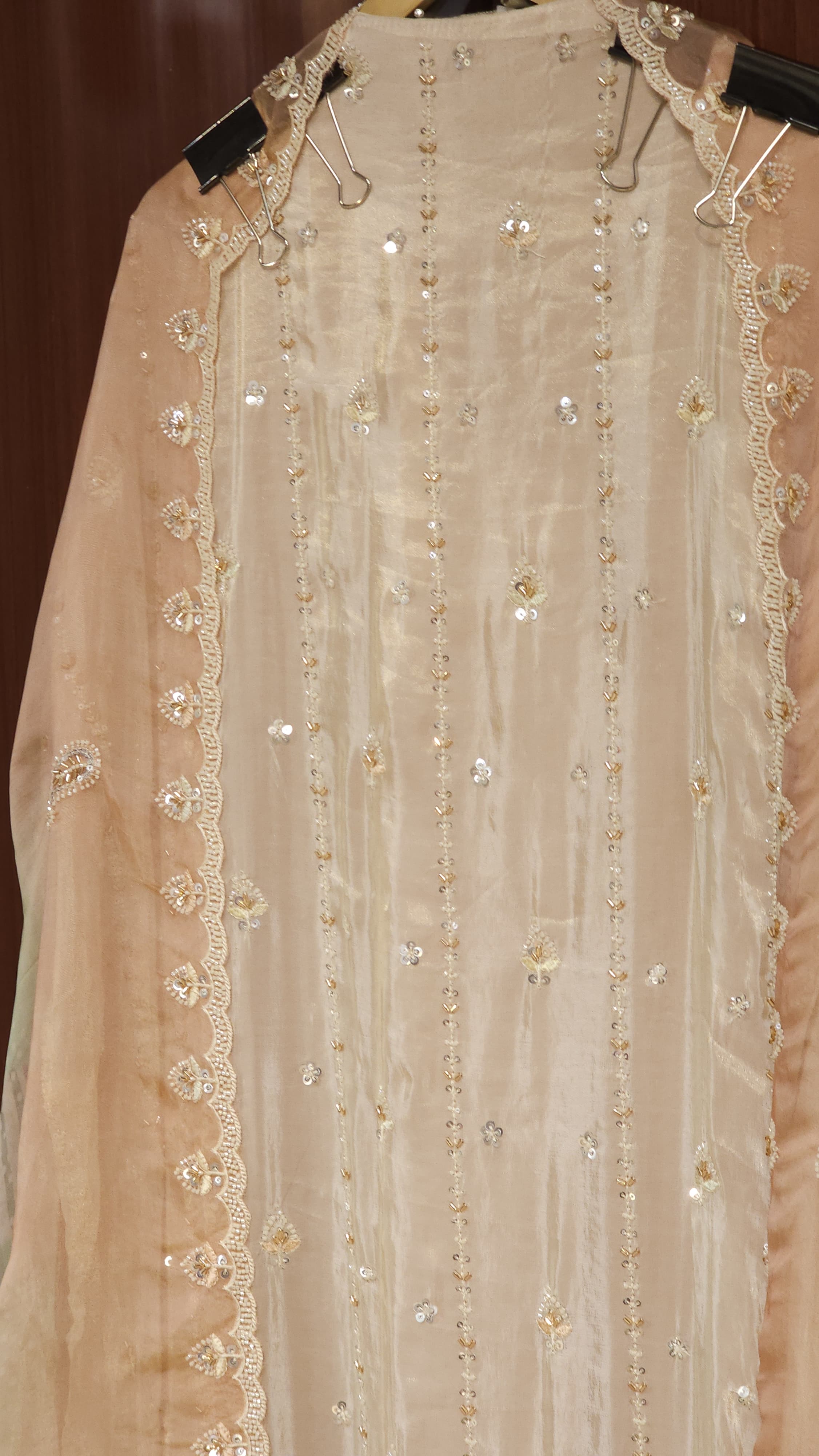 Viral : Pure shimmer tissue suit (New Dupatta)