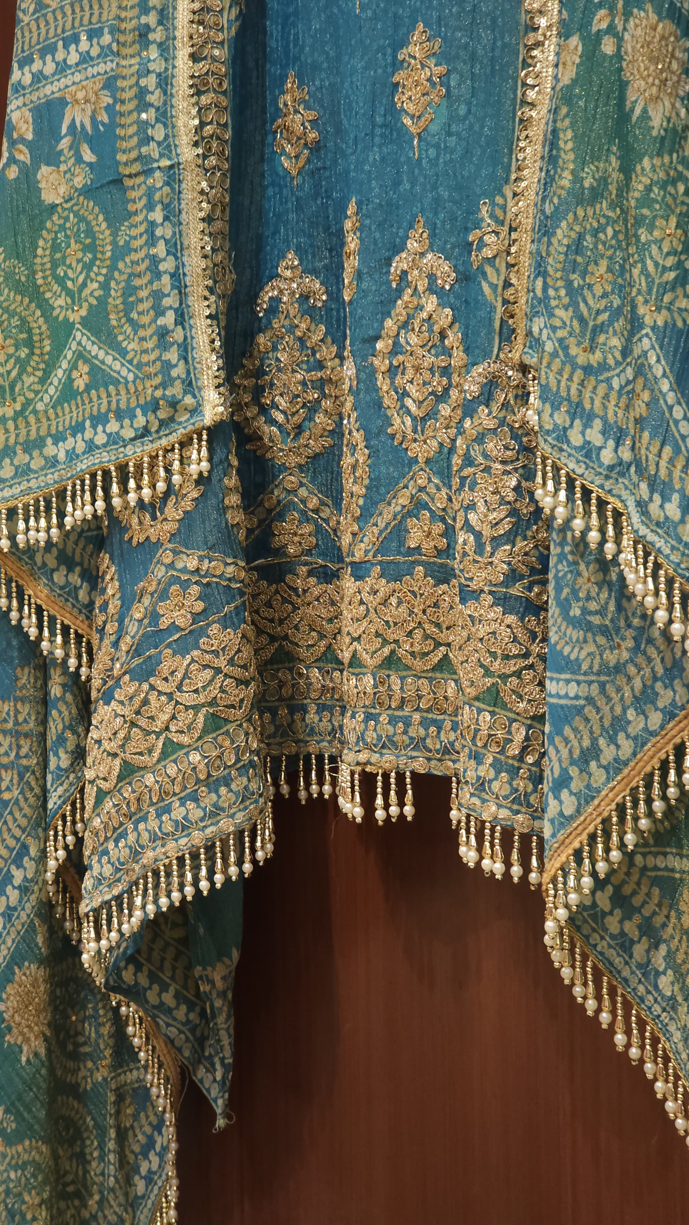 Ombre Shading Crushed Tissue & Rajwada Embroidery