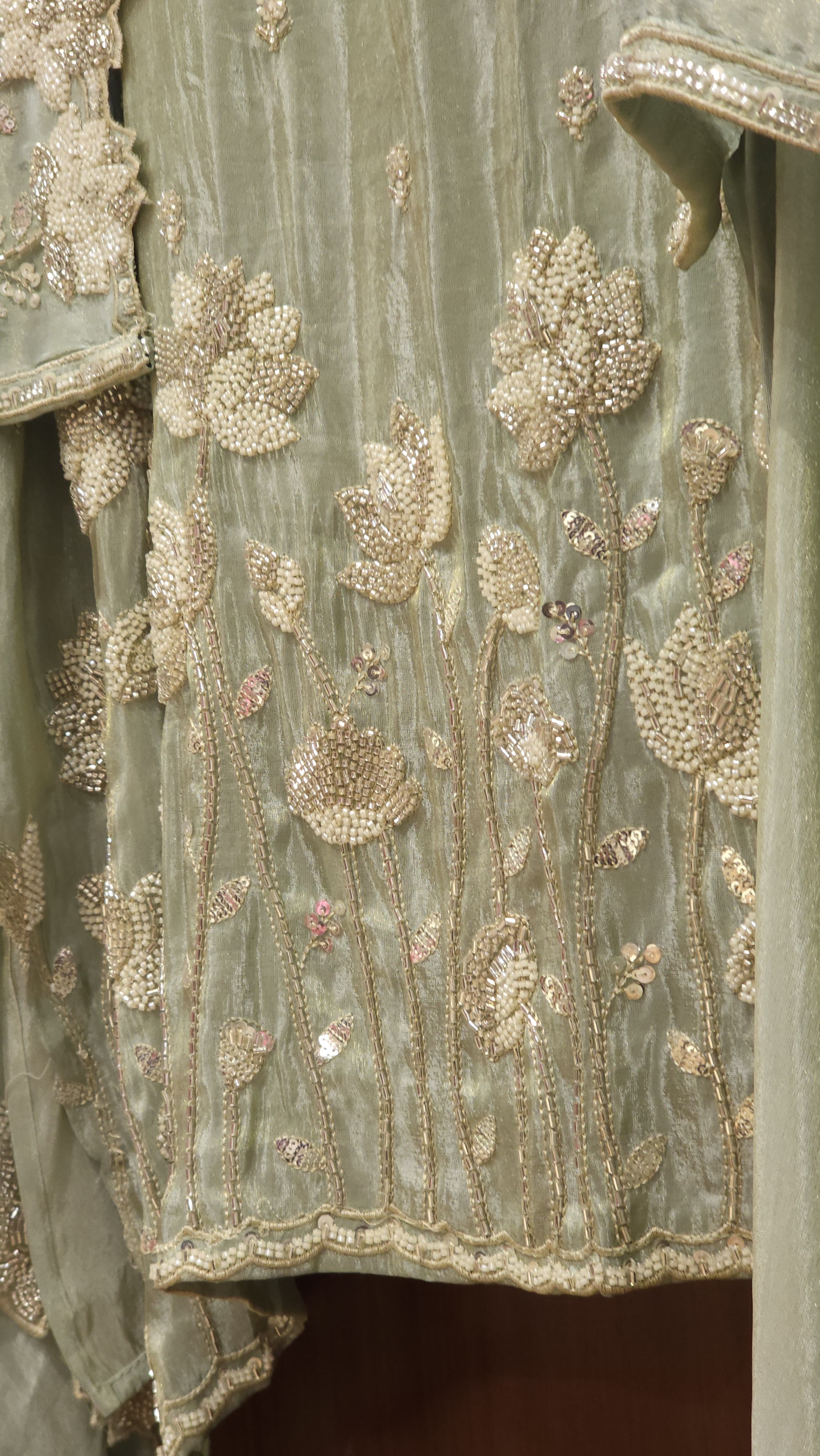 Designer-Inspired Soft Tissue Suit with Embroidery