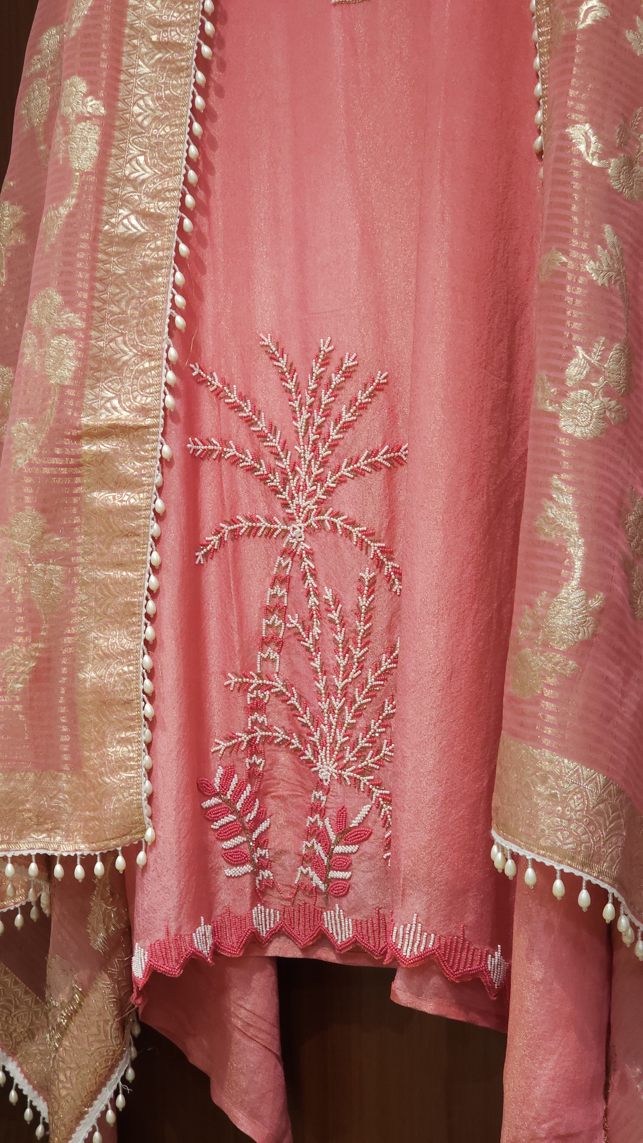 New Design in Viral- Banarasi Gold Dupatta