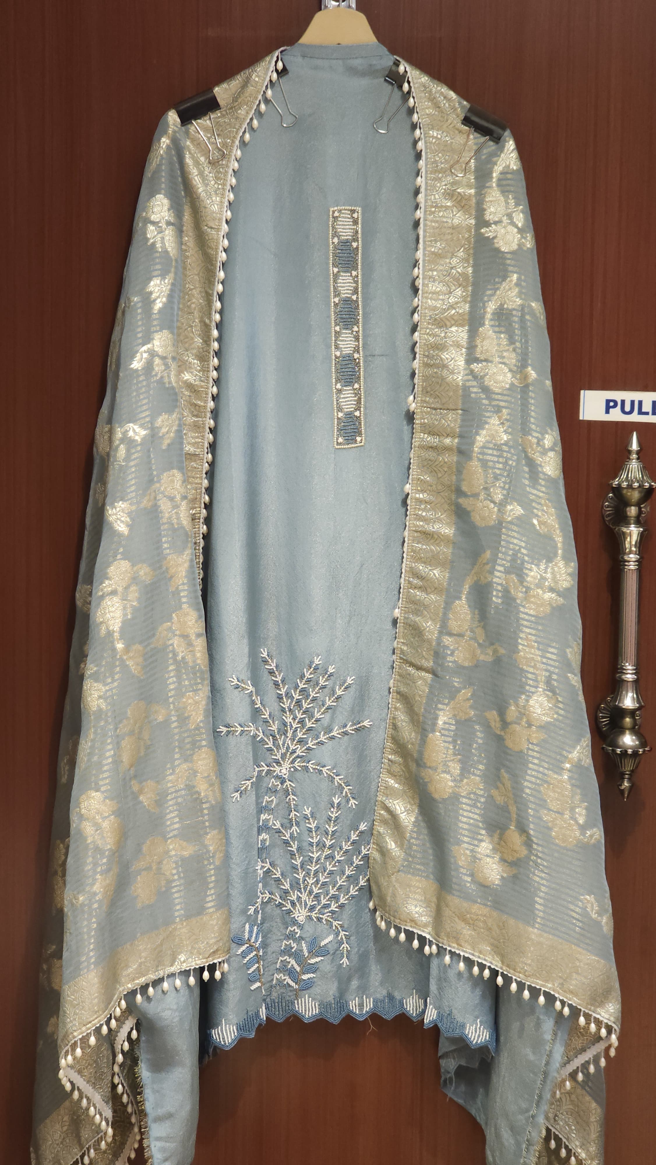 New Design in Viral- Banarasi Gold Dupatta