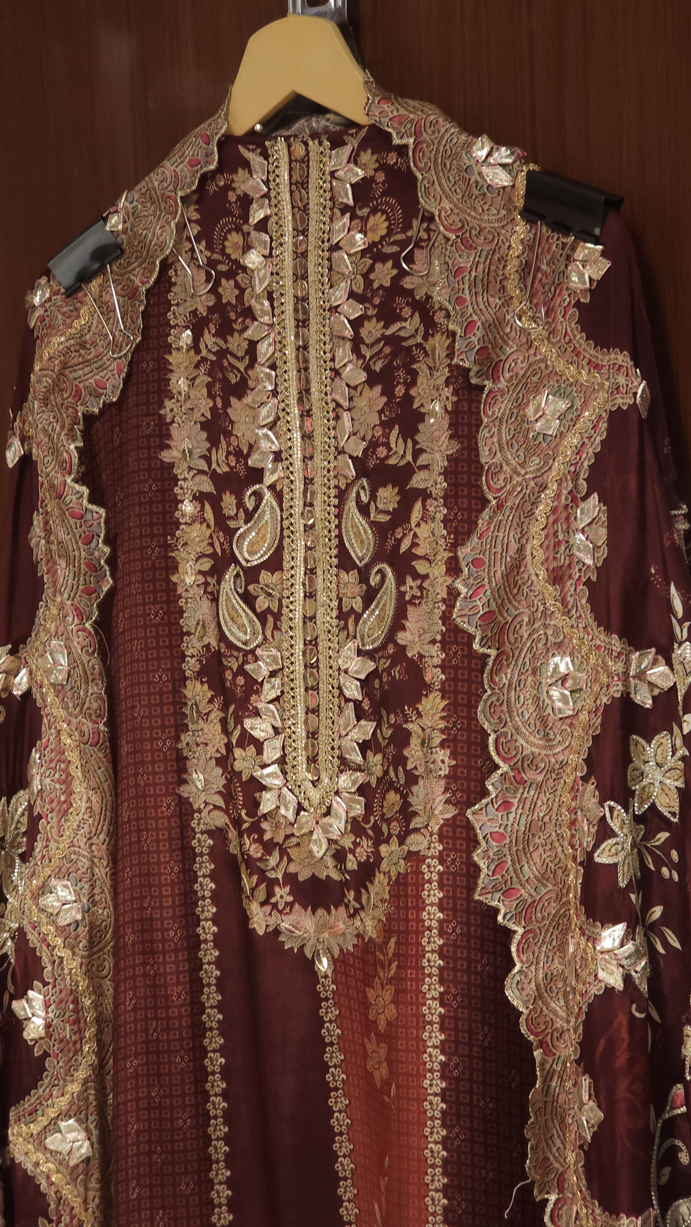 Glass Organza Suit with Digital Print & Embroidery
