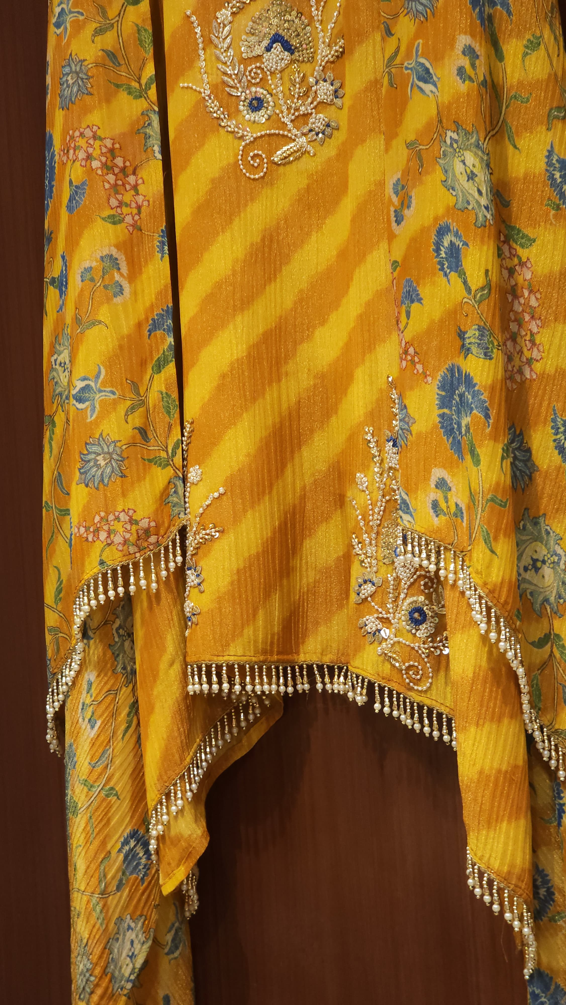 Ornamental Embroidery Crushed Shimmer Tissue Suit
