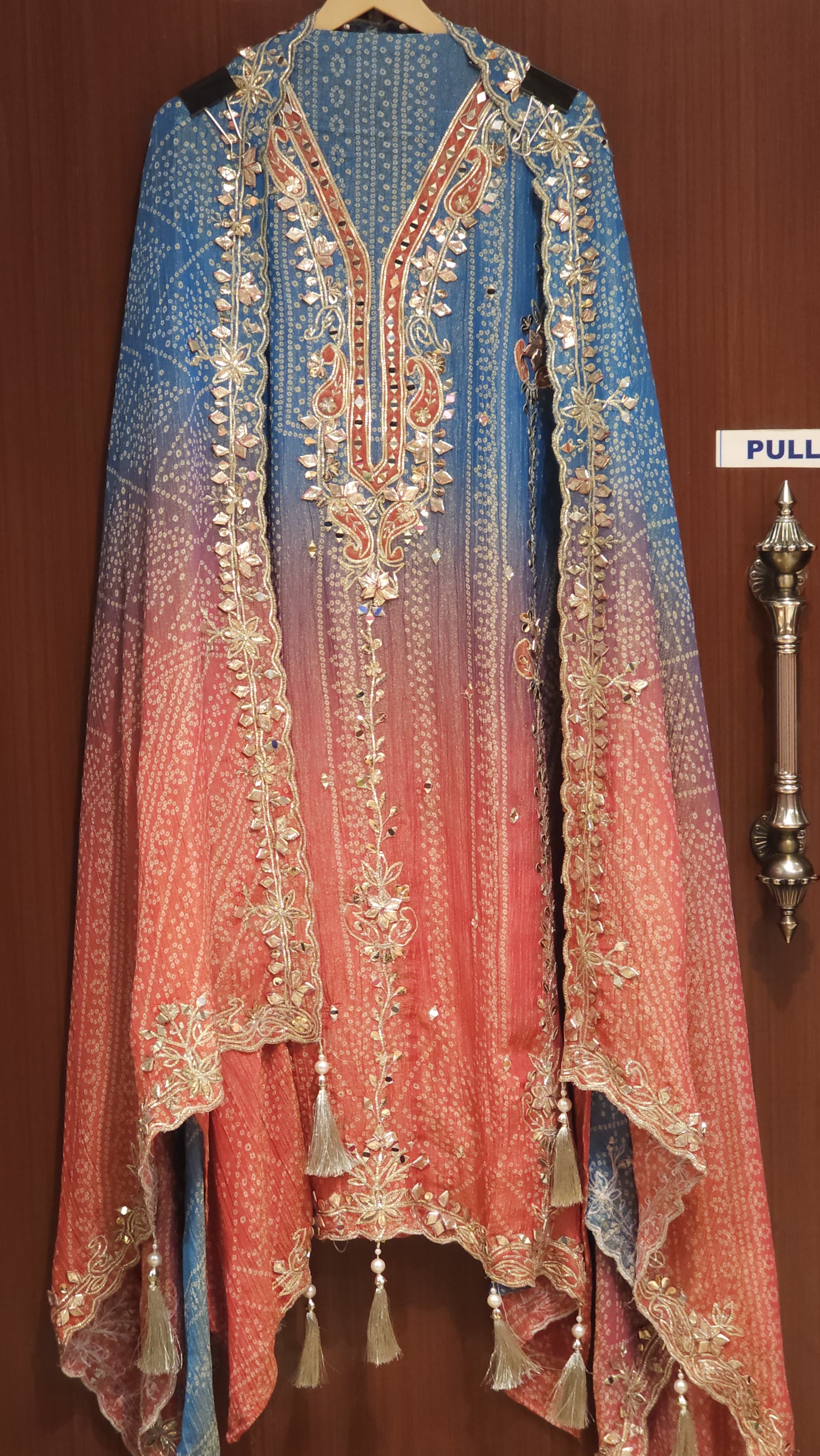 Bandhani Printed, Embroidered Crushed Shimmer tissue Suit