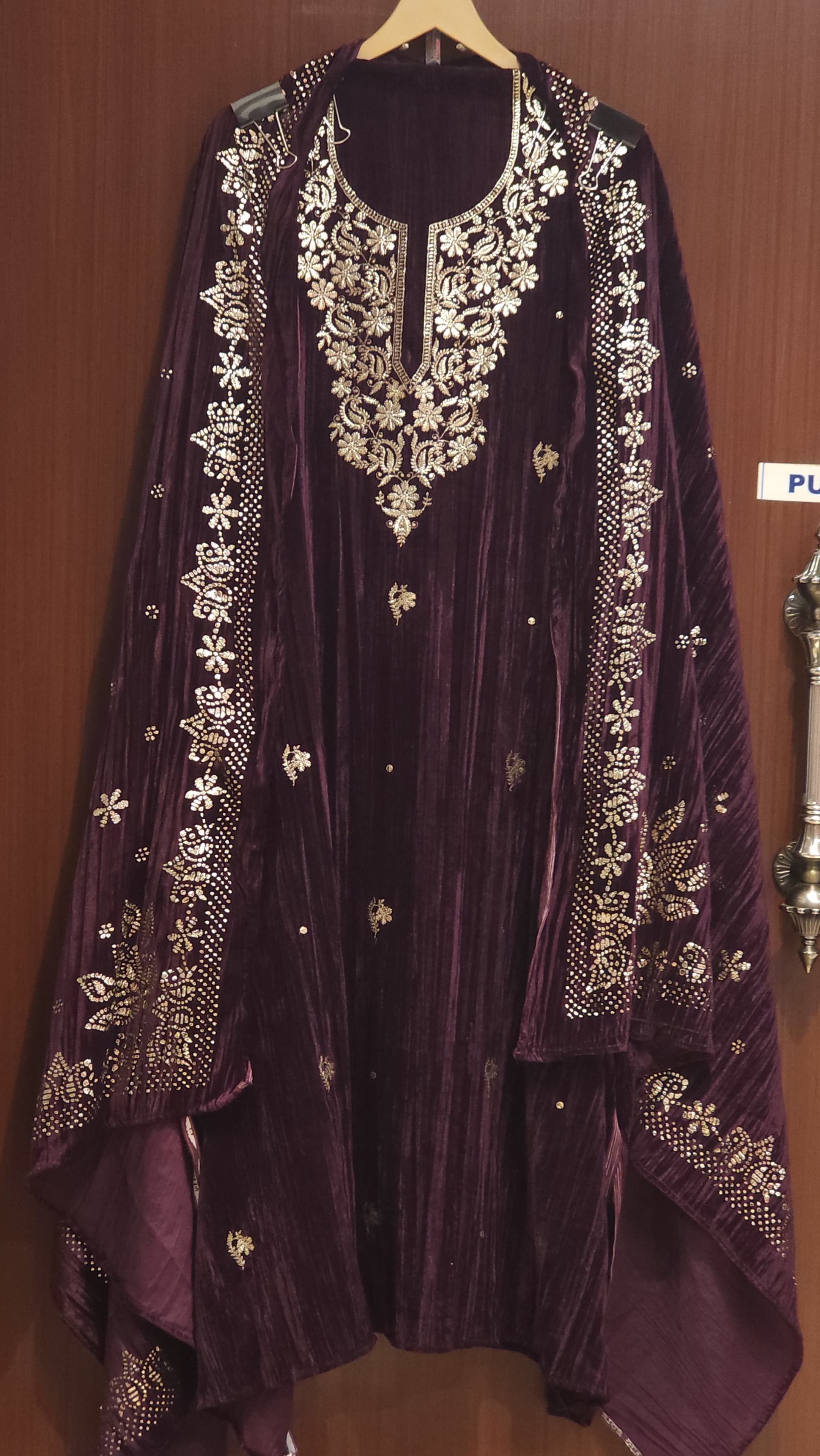 Luxury Crushed Velvet Pitta & Mukaish Suit