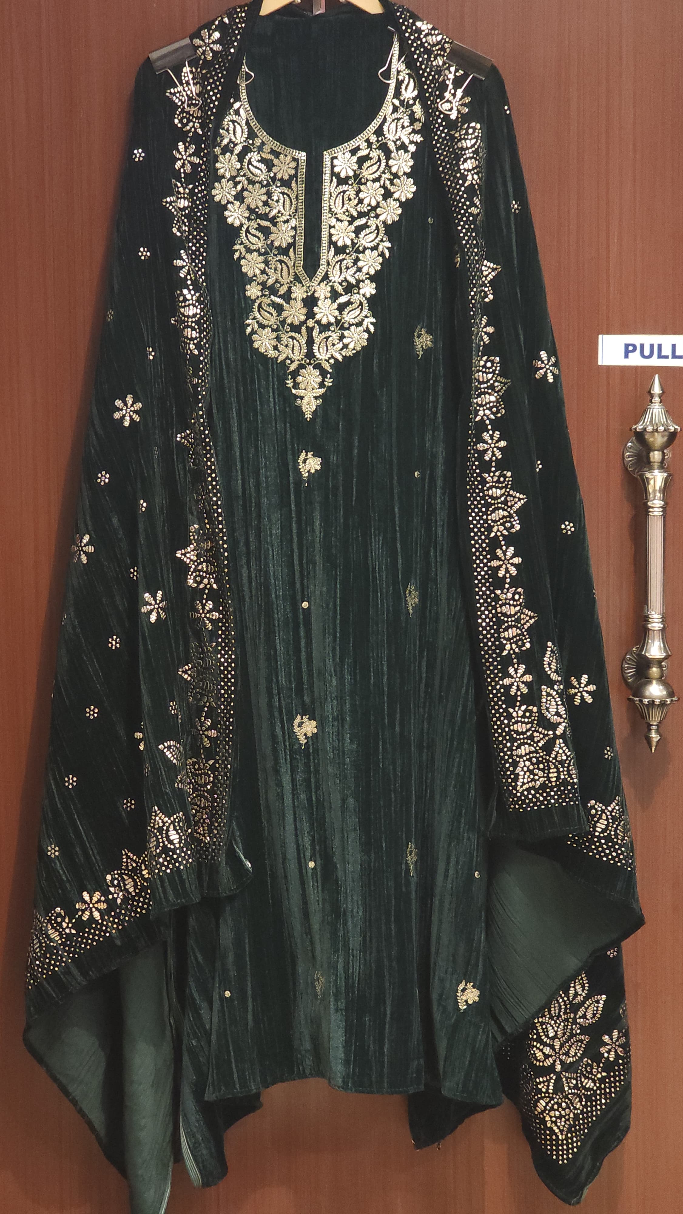 Luxury Crushed Velvet Pitta & Mukaish Suit