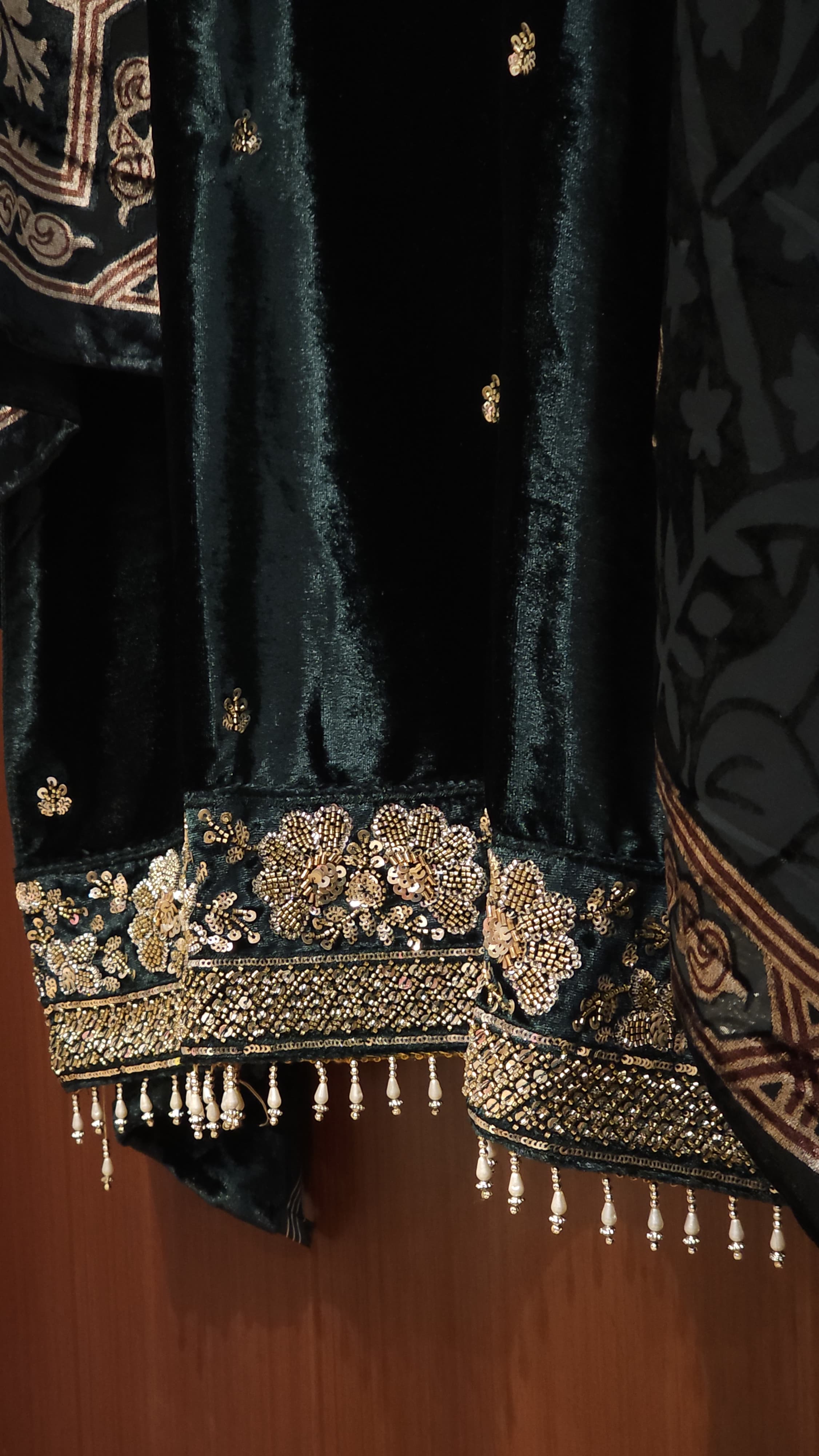 Velvet Suit with Brasso dupatta & Jamawar Silk bottom