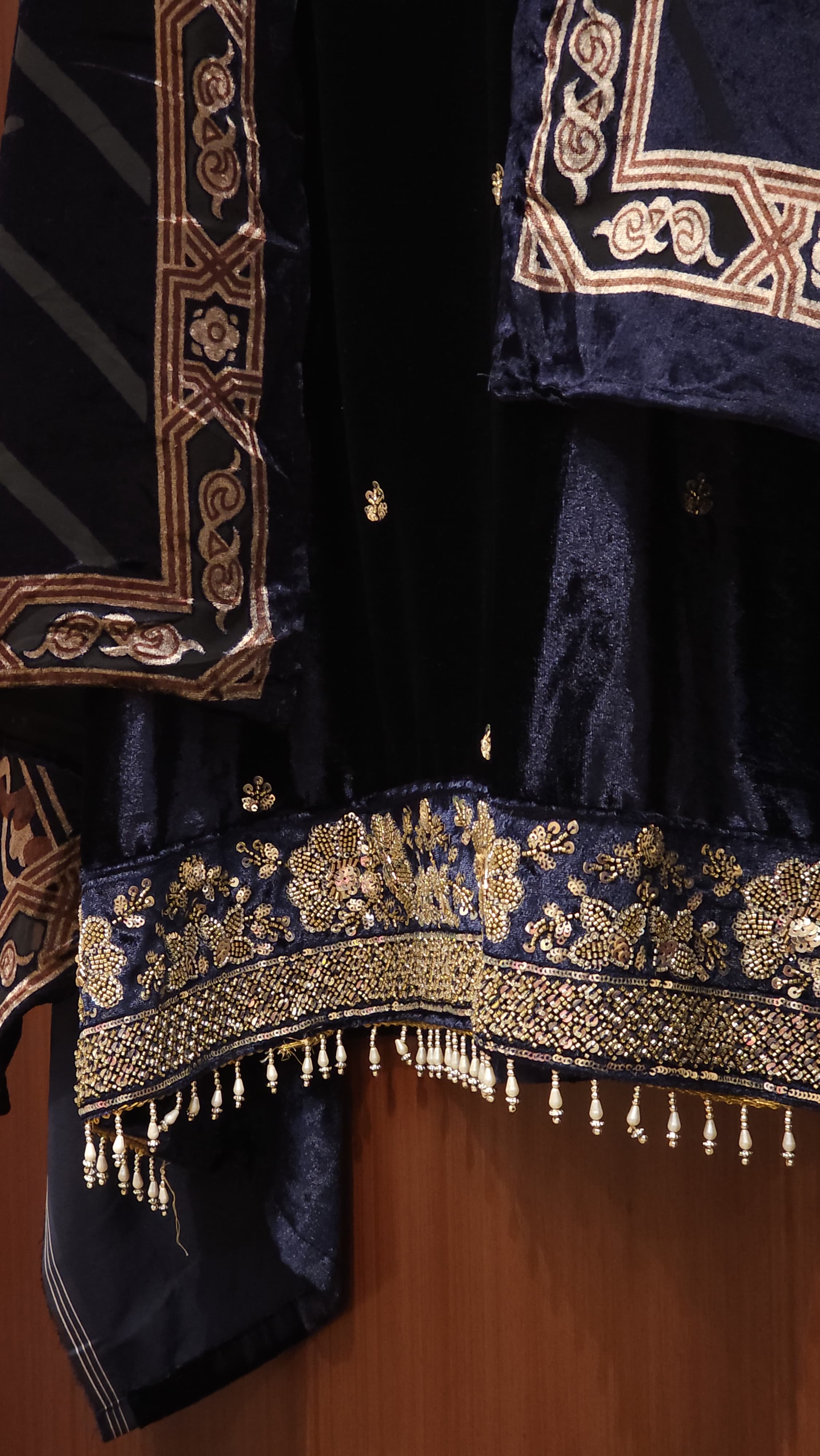 Velvet Suit with Brasso dupatta & Jamawar Silk bottom