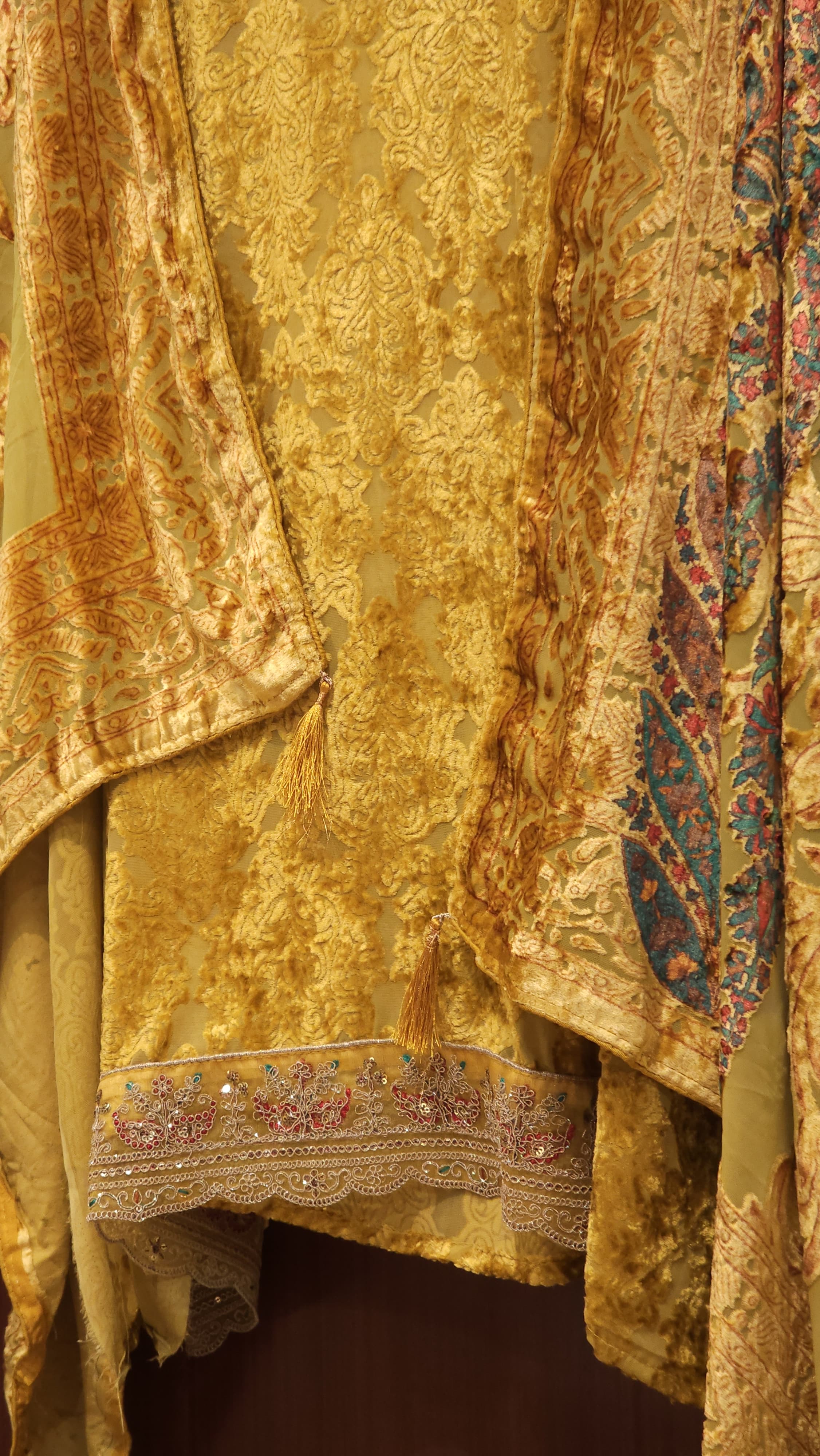 Luxury Brasso Velvet, Paisley Patterned Suit