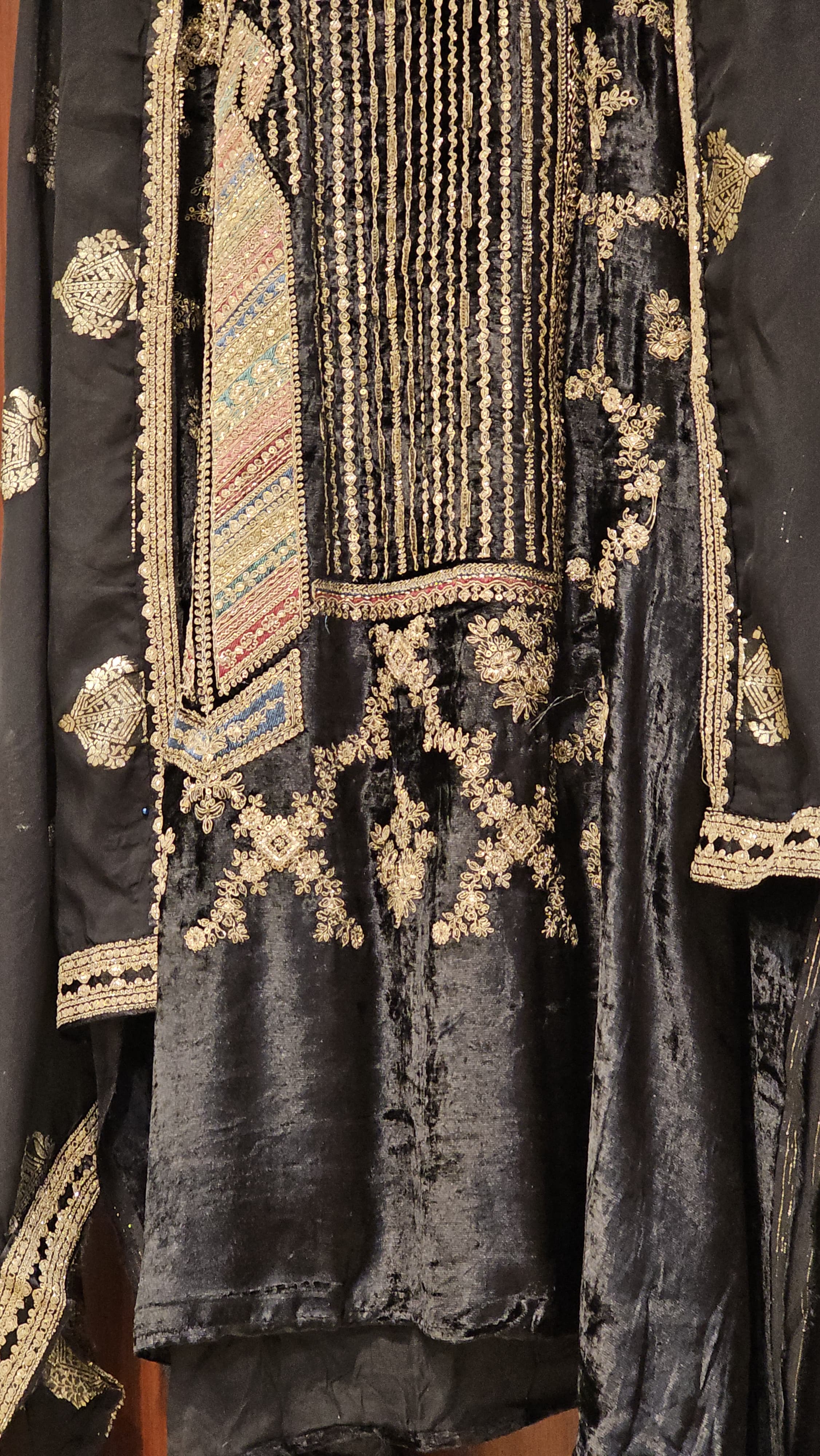 Shahi Velvet Suit in Rajwada look