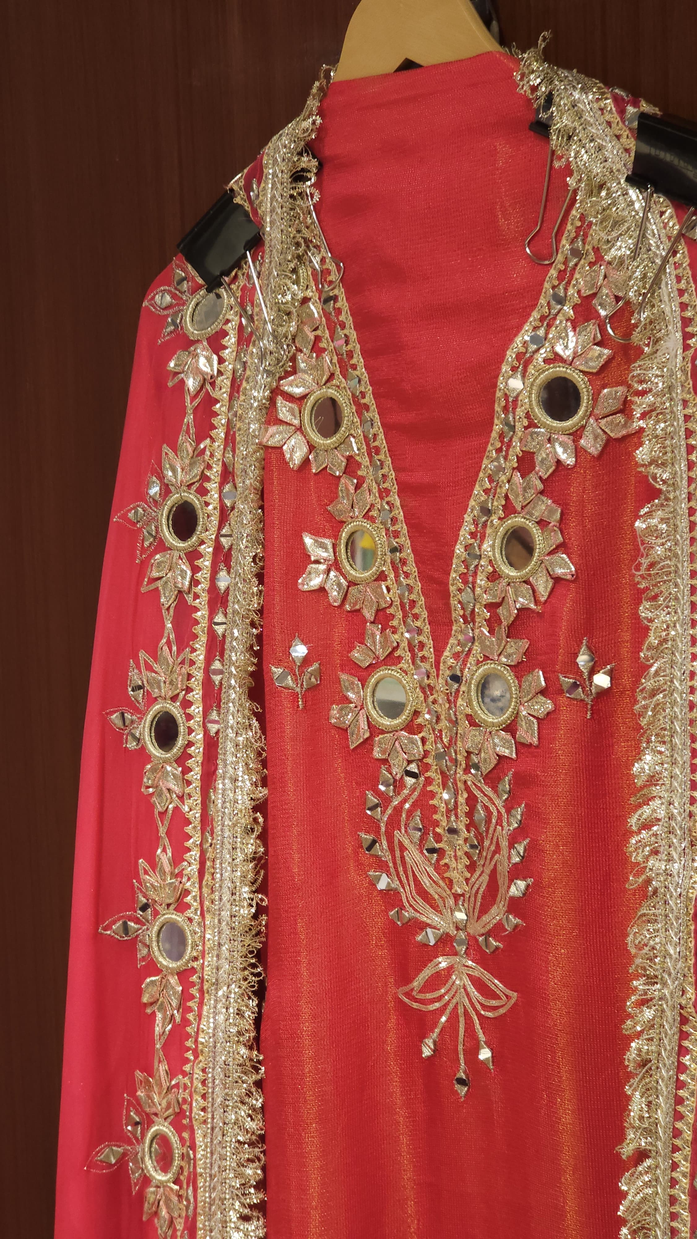 Texture Gold Tissue, Original Mirror & Gota Work Suit