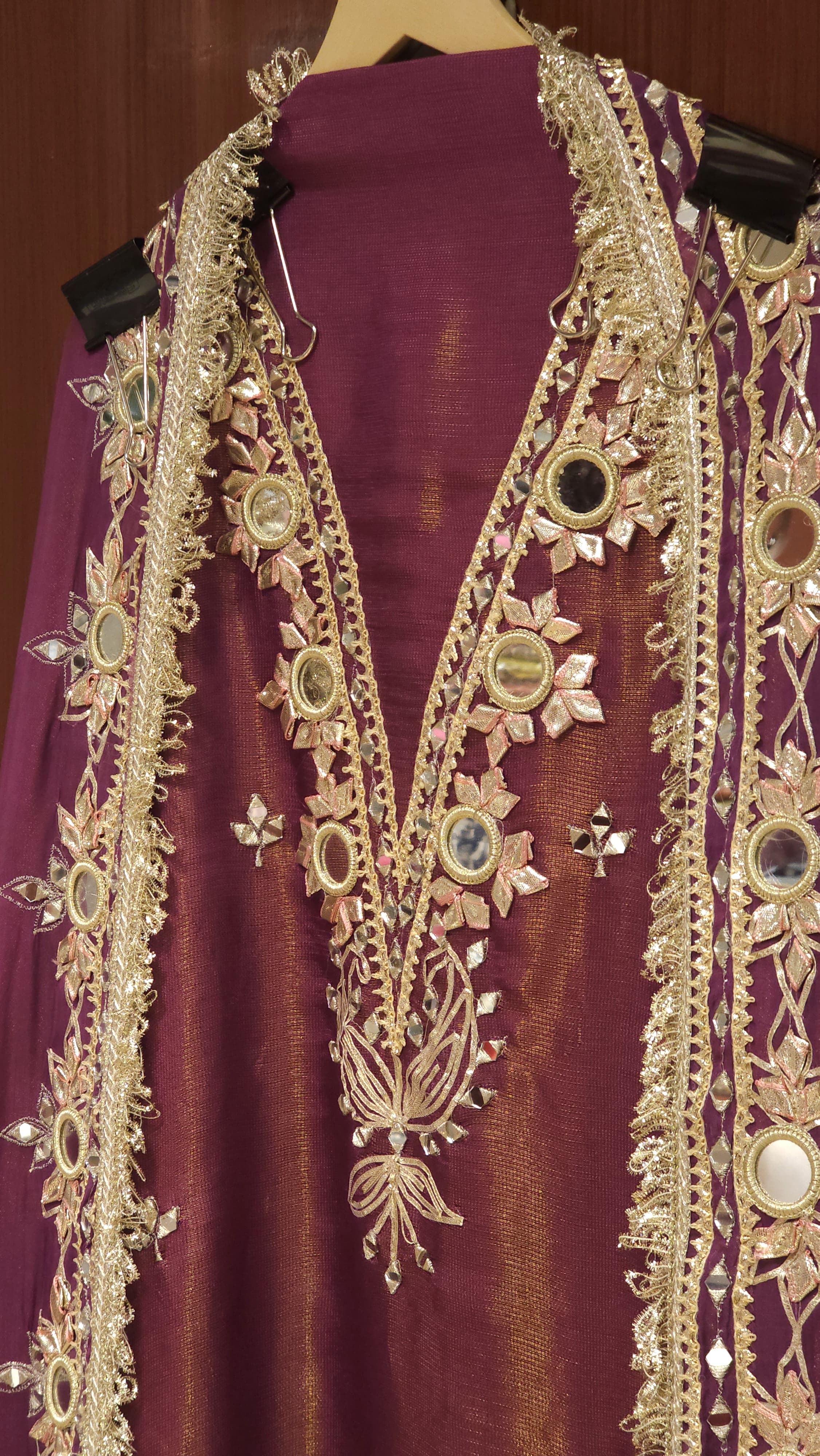 Texture Gold Tissue, Original Mirror & Gota Work Suit