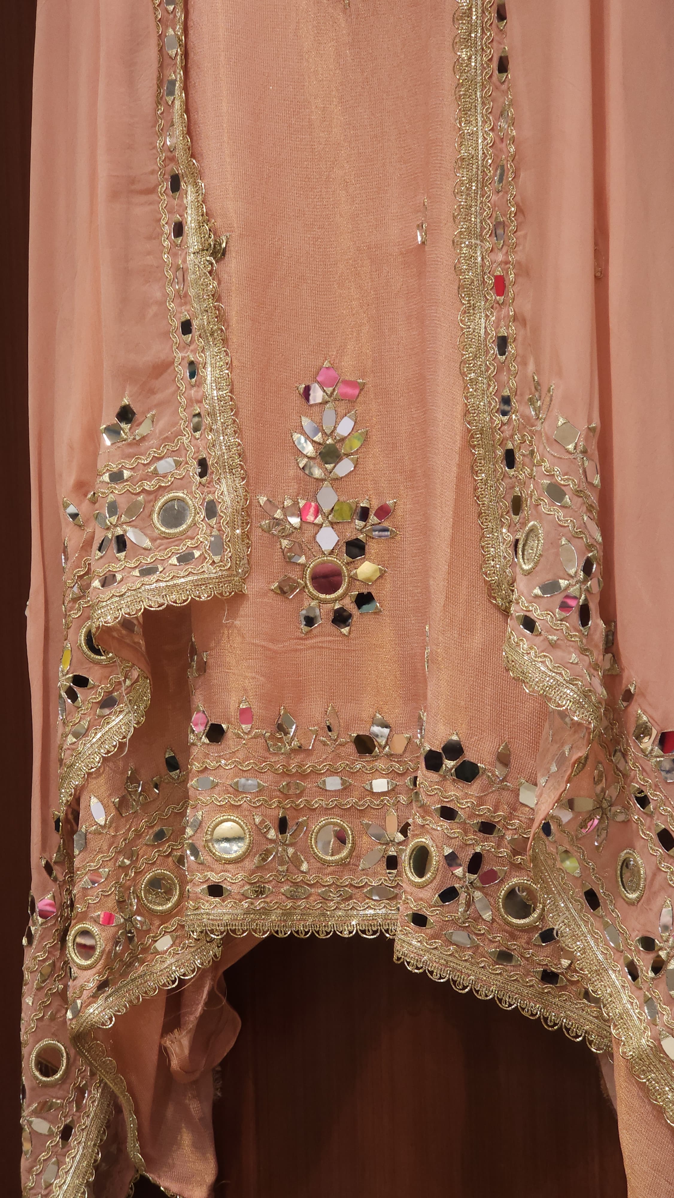 Texture Gold Tissue Mirror Suit 2.O