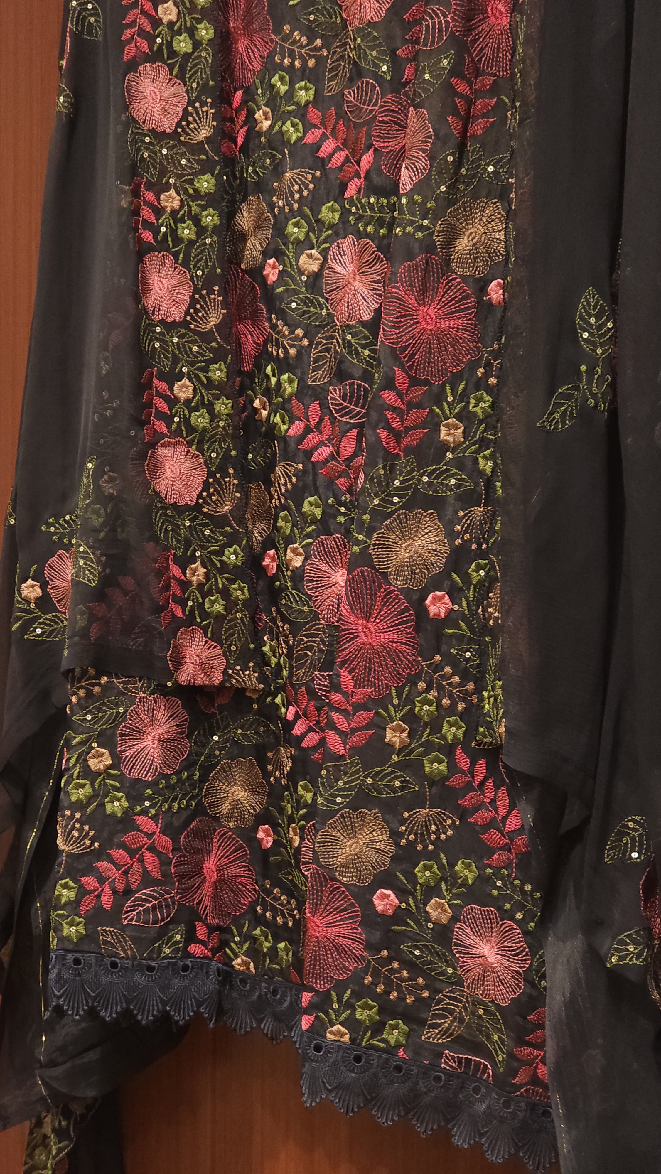 Glass Organza Threadwork Suit