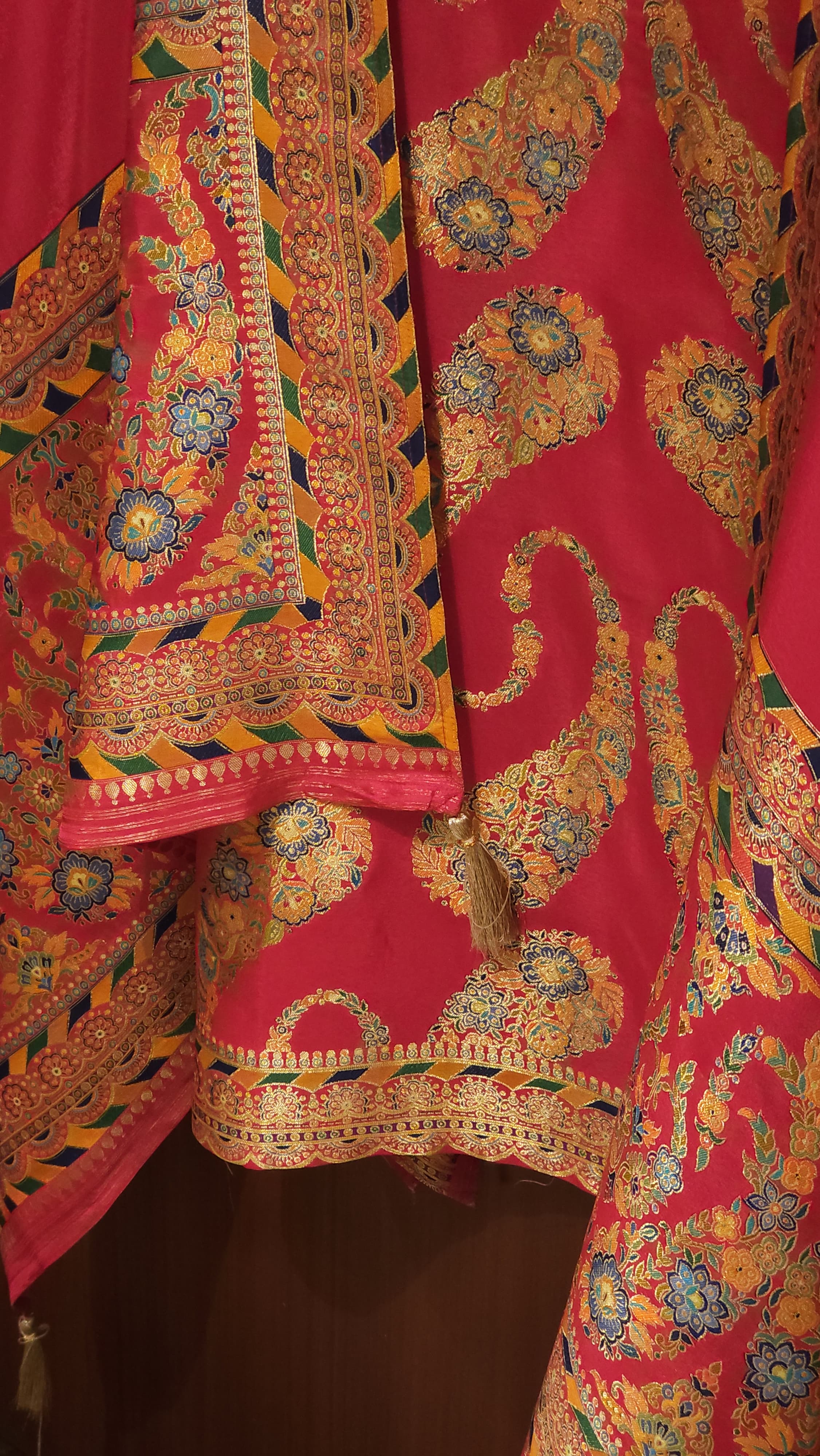 Silk Jacquard Weave suits with Position Printing 5.0