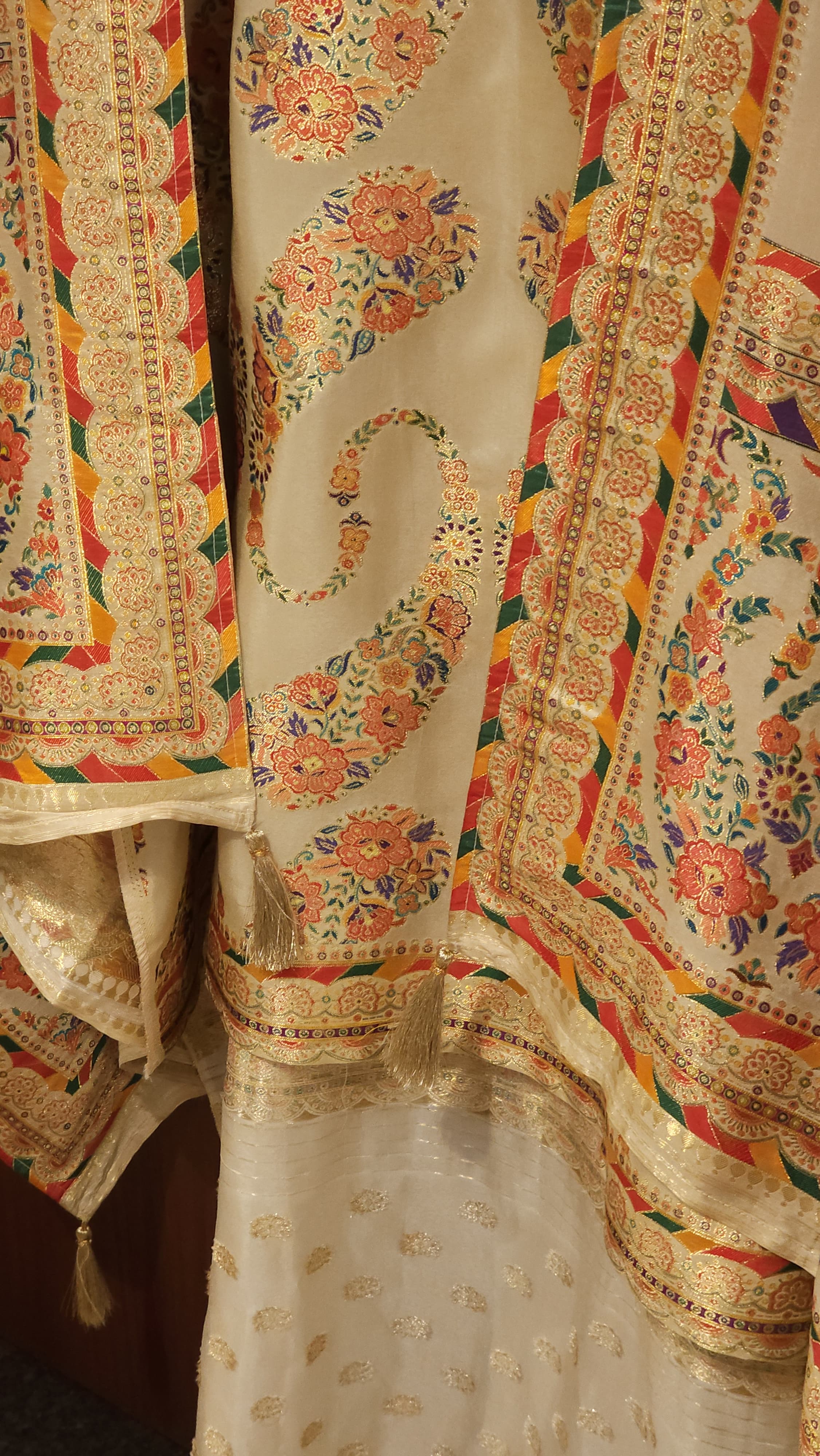 Silk Jacquard Weave suits with Position Printing 5.0