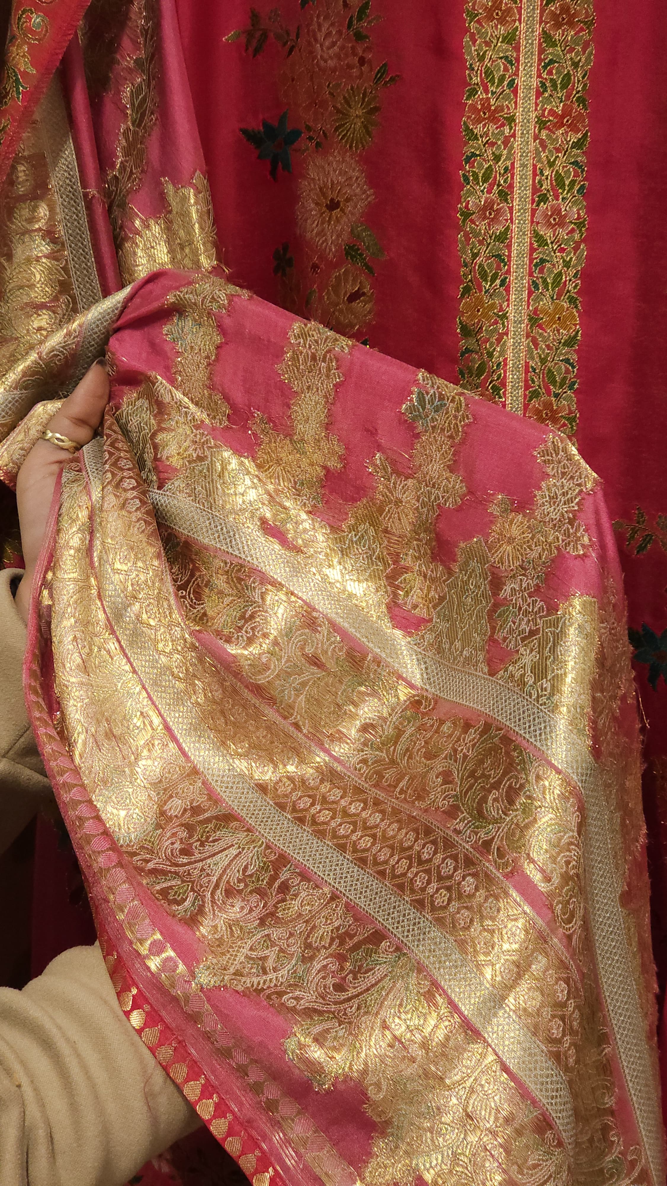 Silk Jacquard Weave suits with Position Printing 6.O