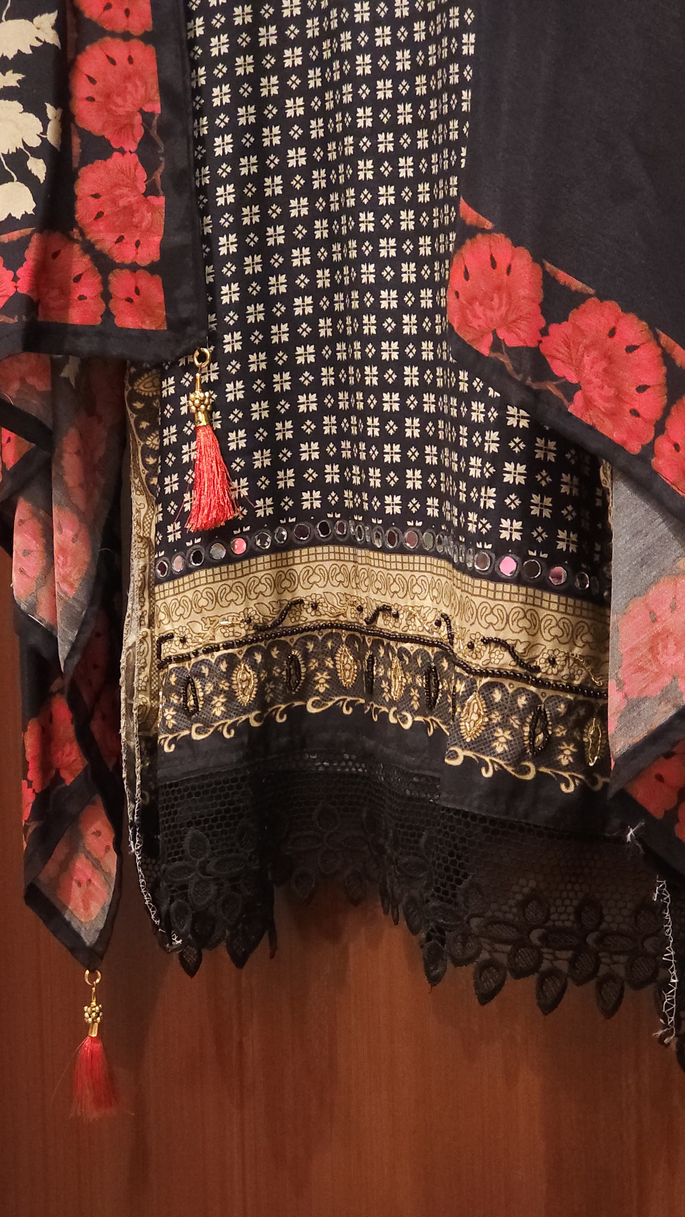 Muslin Suit with Premium Lace & Hand Work (Contrast Rose Dupatta)