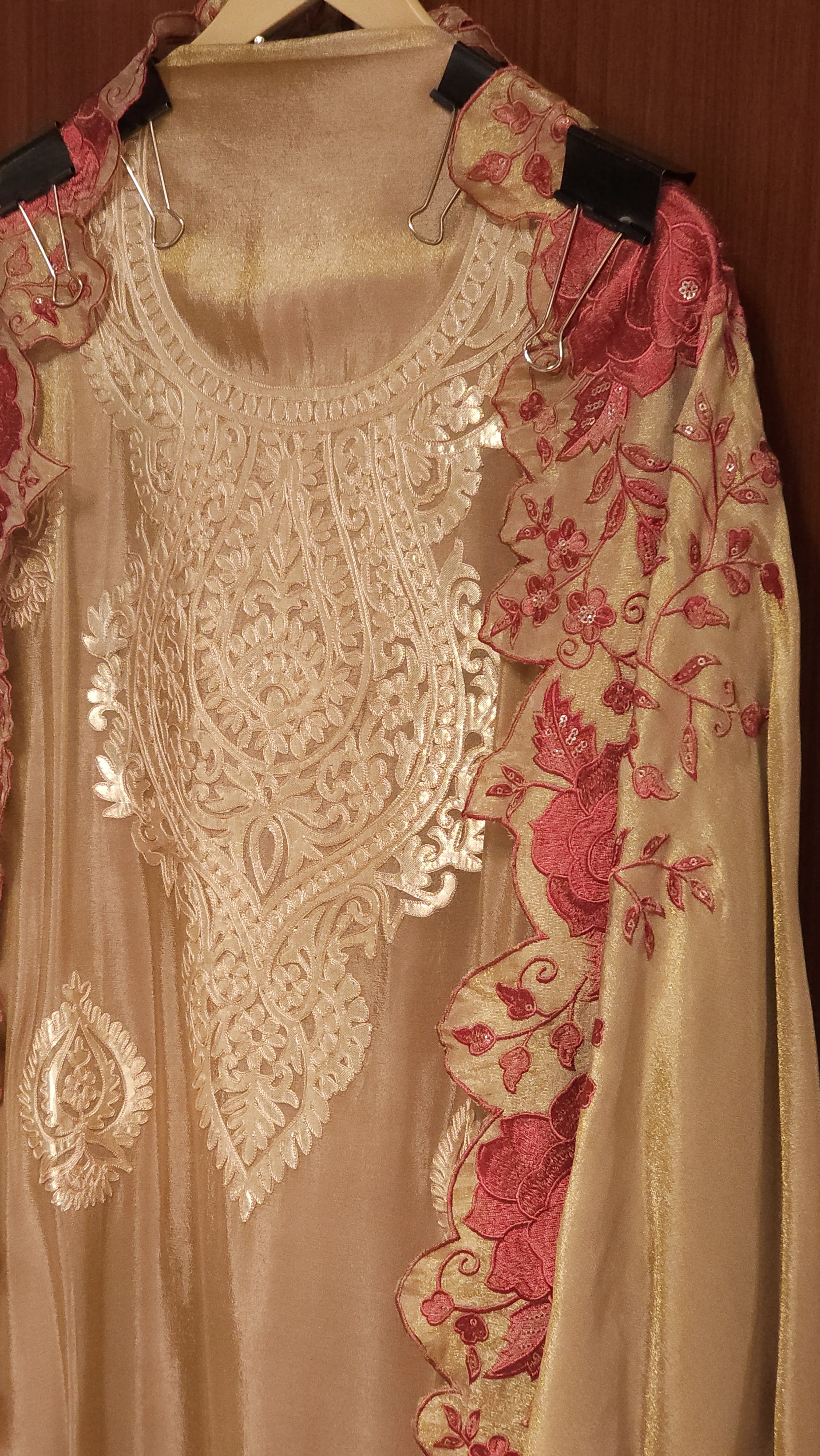 Laser-Cut Tissue Suit 1.O