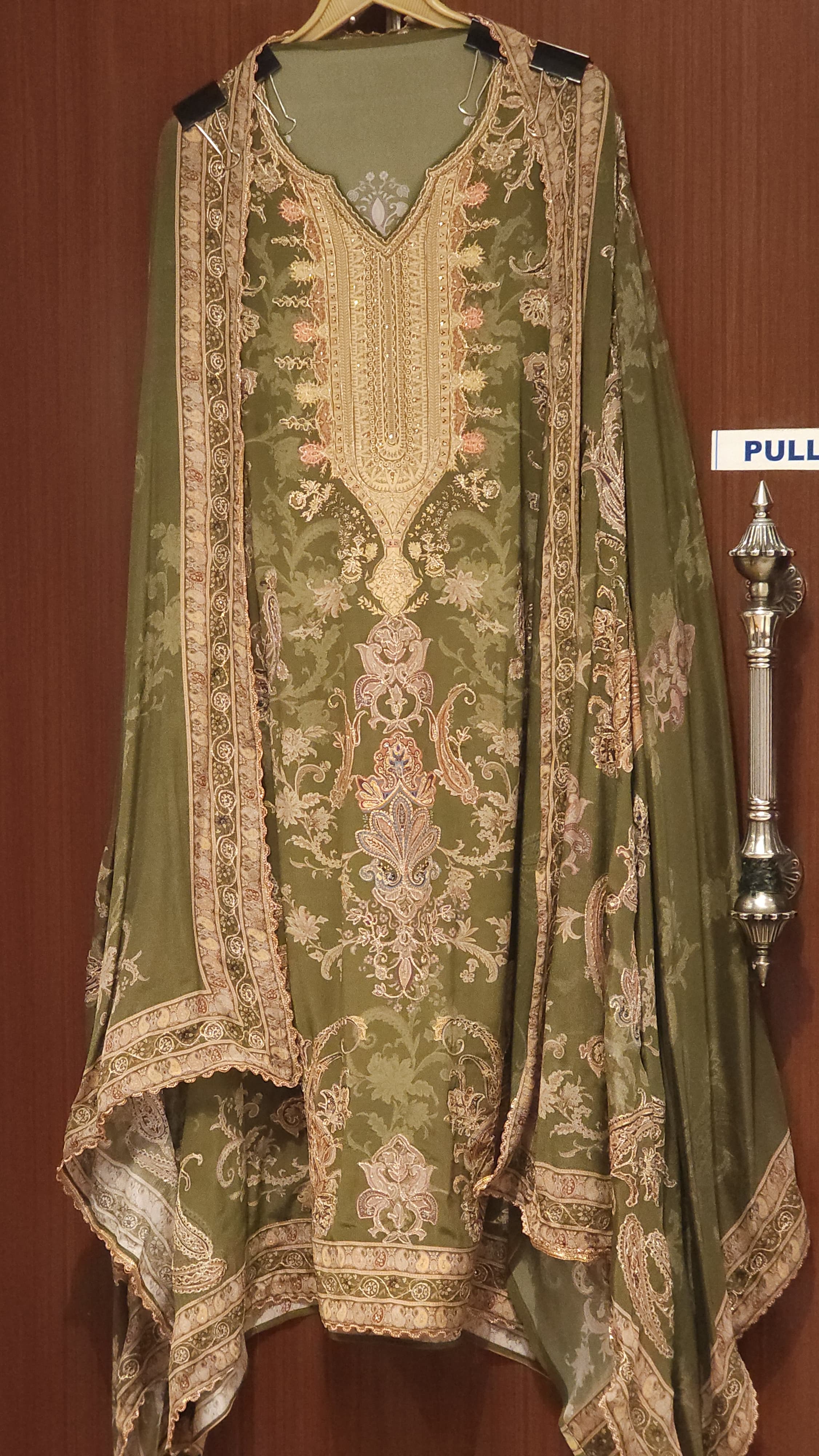 Pakistani Pure Crepe Suit- Grand Embroidered Dupatta