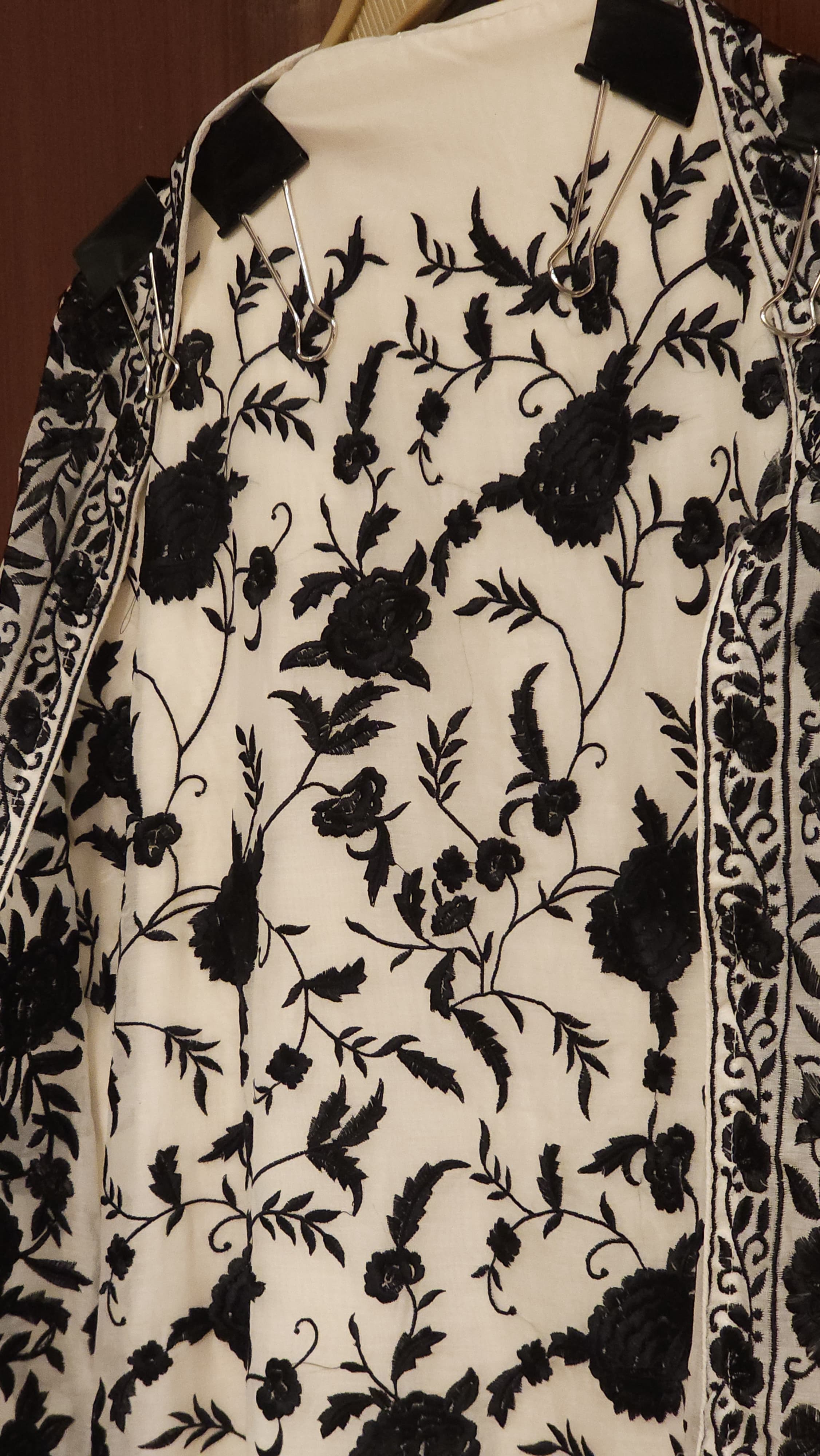 Pure Mul Cotton Parsi Embroidery- Monochrome Edit