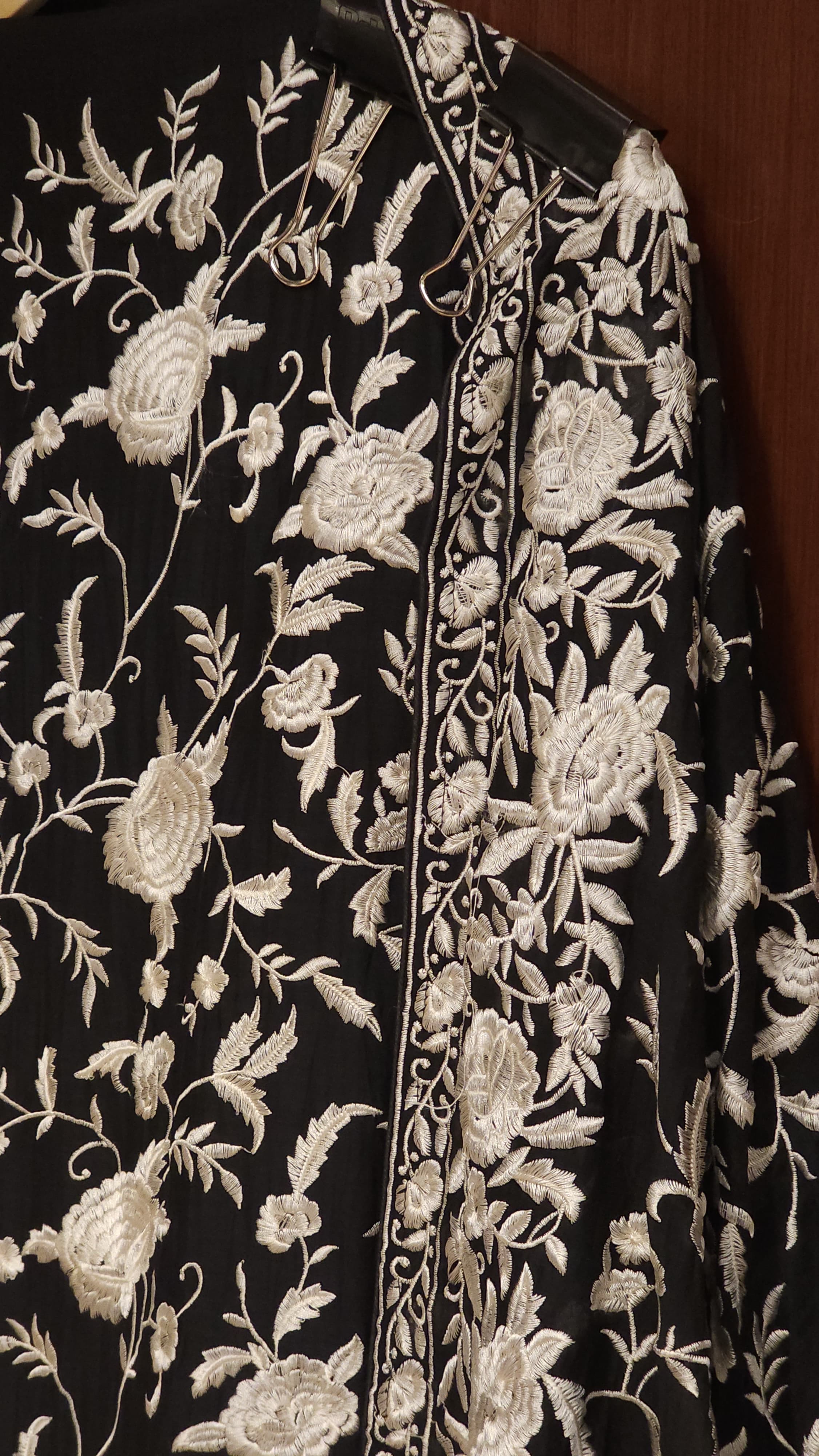 Pure Mul Cotton Parsi Embroidery- Monochrome Edit
