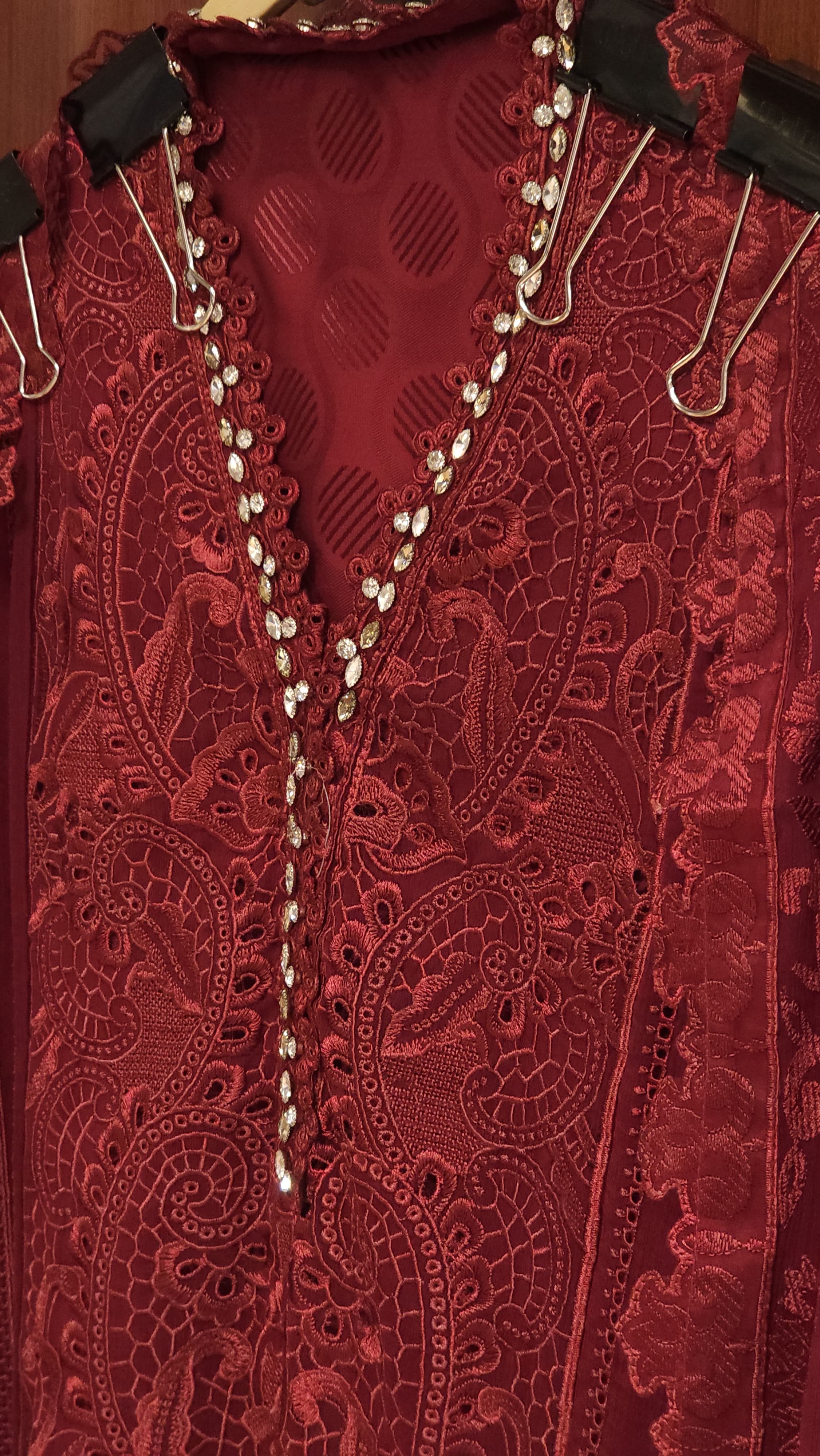 Luxury Pakistani Chiffon Embroidered Suit 1.O