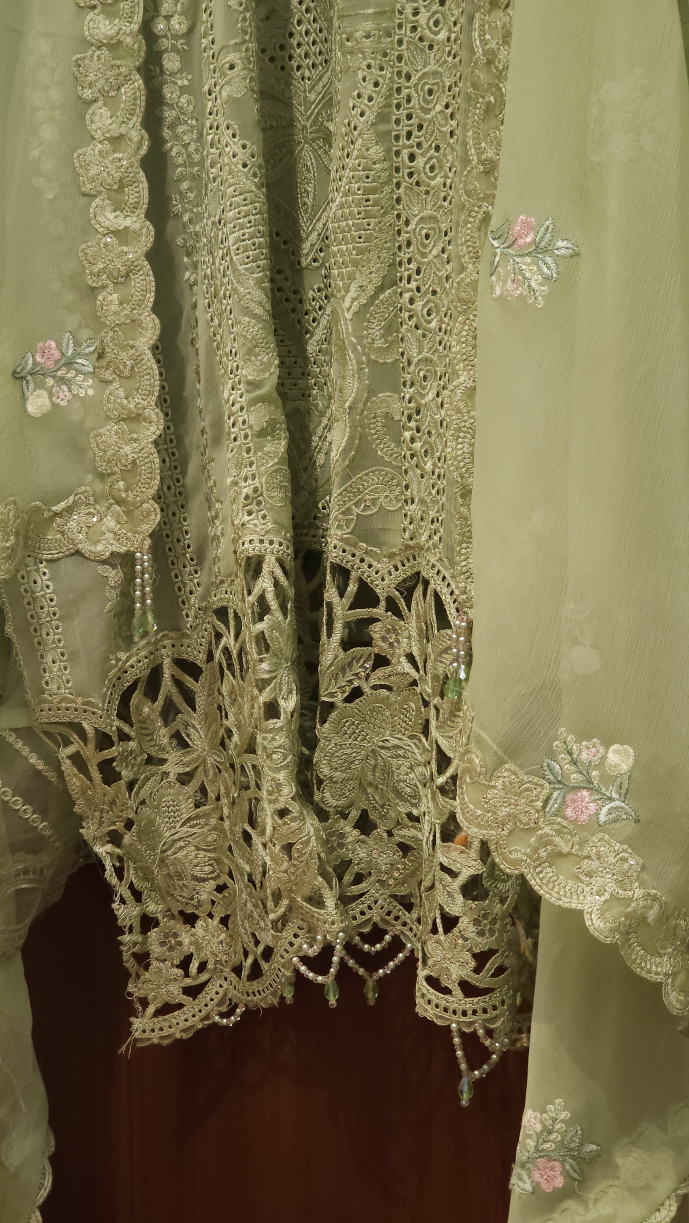 Luxury Pakistani Chiffon Embroidered Suit 1.O