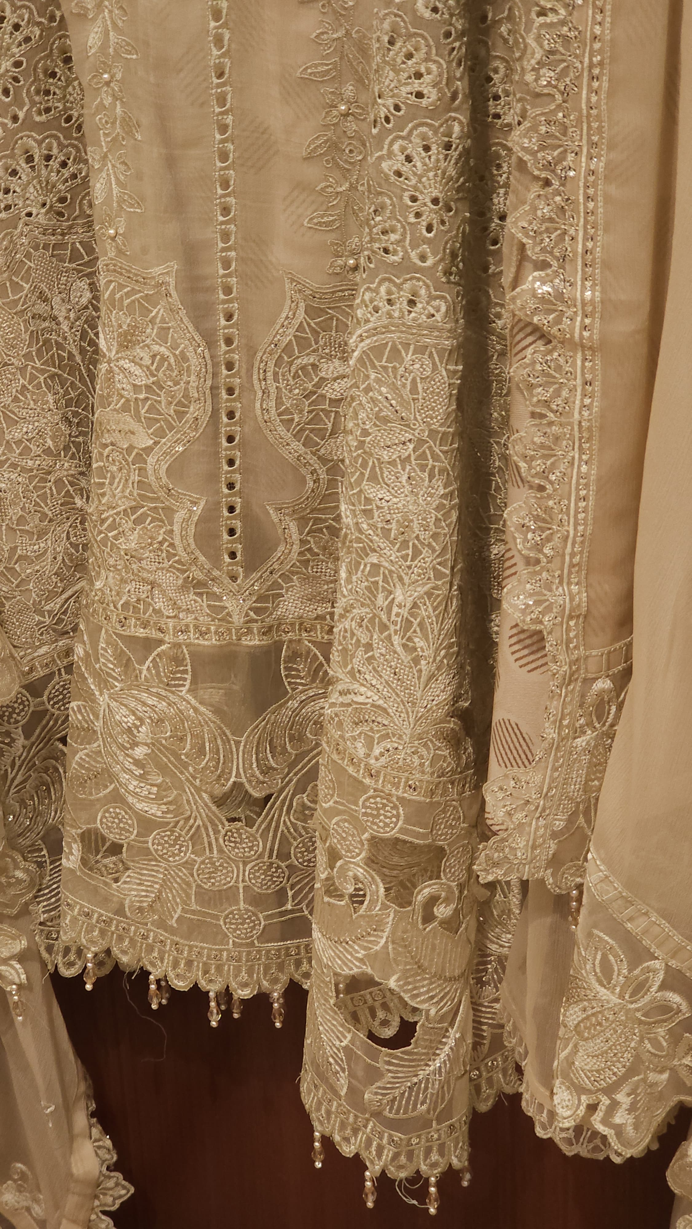 Luxury Pakistani Chiffon Embroidered Suit 1.O