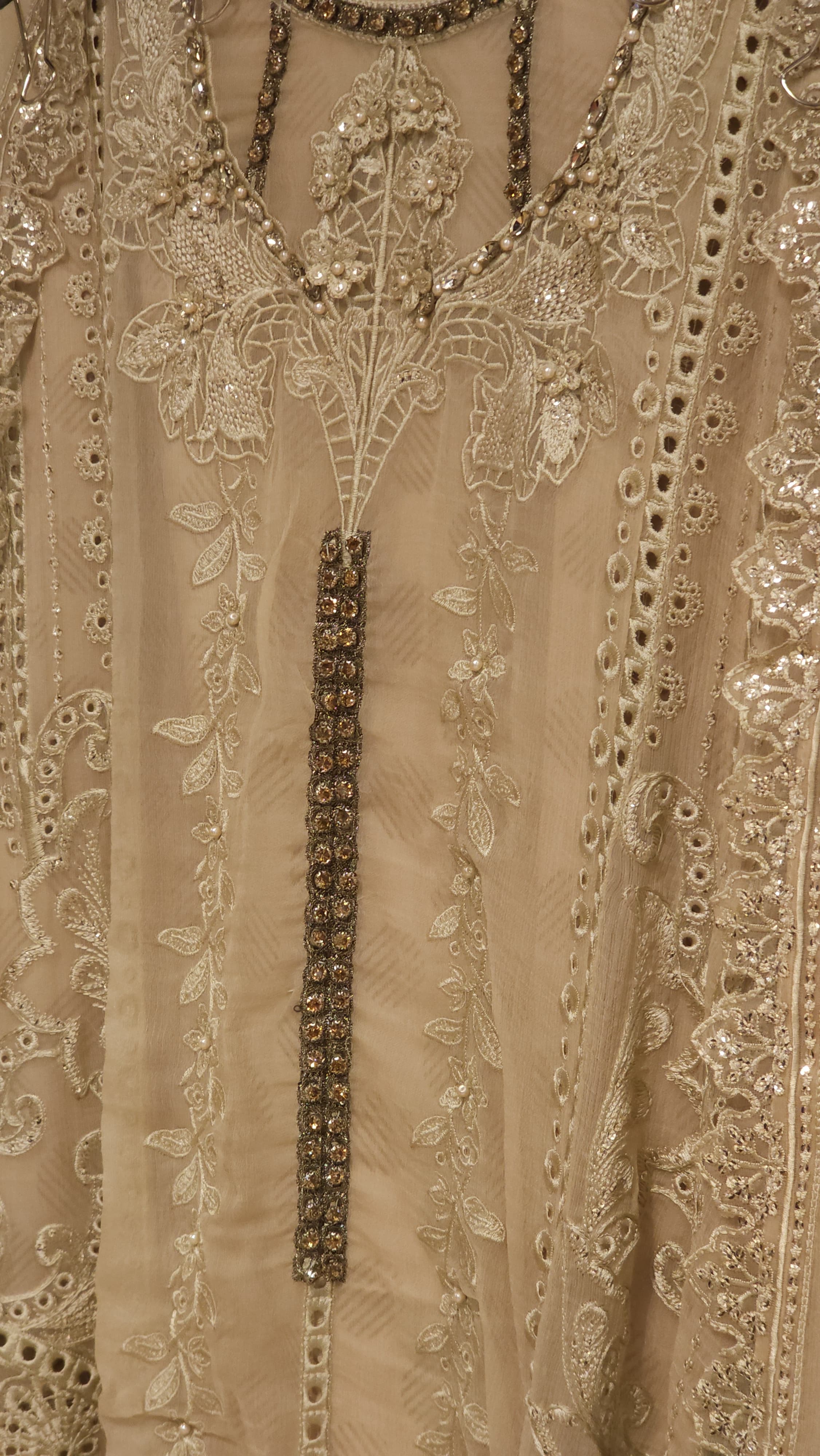 Luxury Pakistani Chiffon Embroidered Suit 1.O