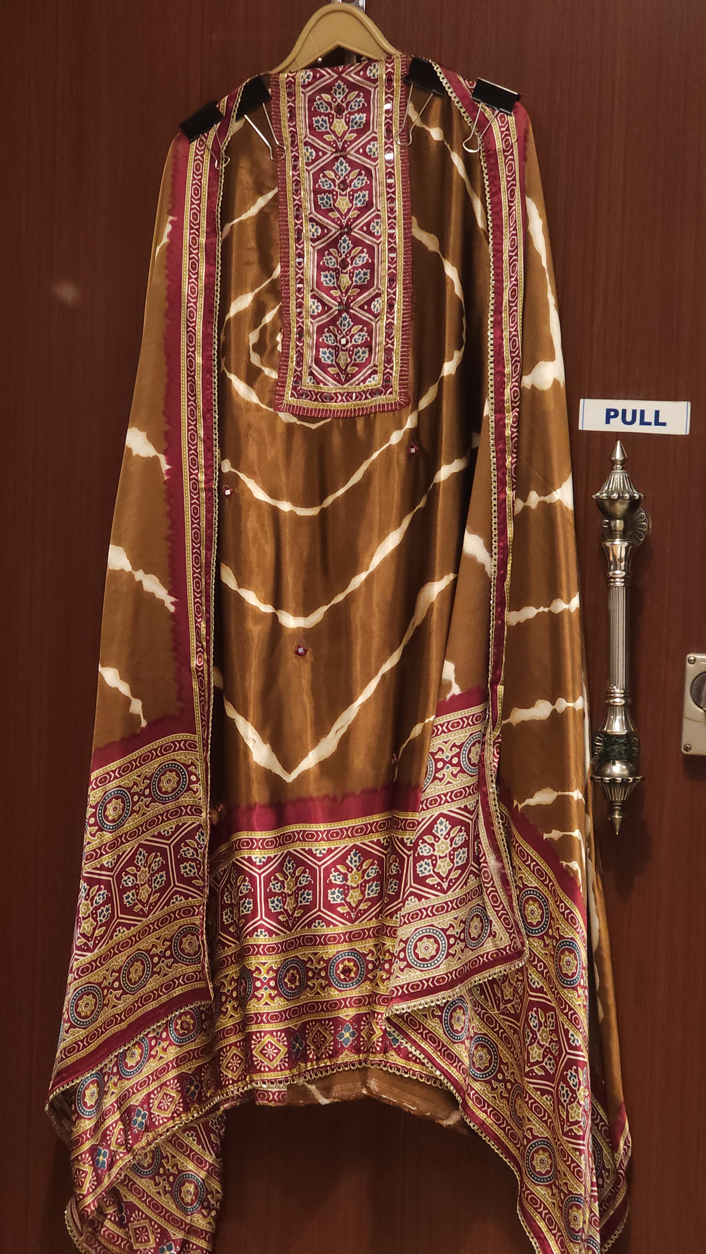 Gajji Silk 7.O with Ajrakh Bandhani Fusion Prints