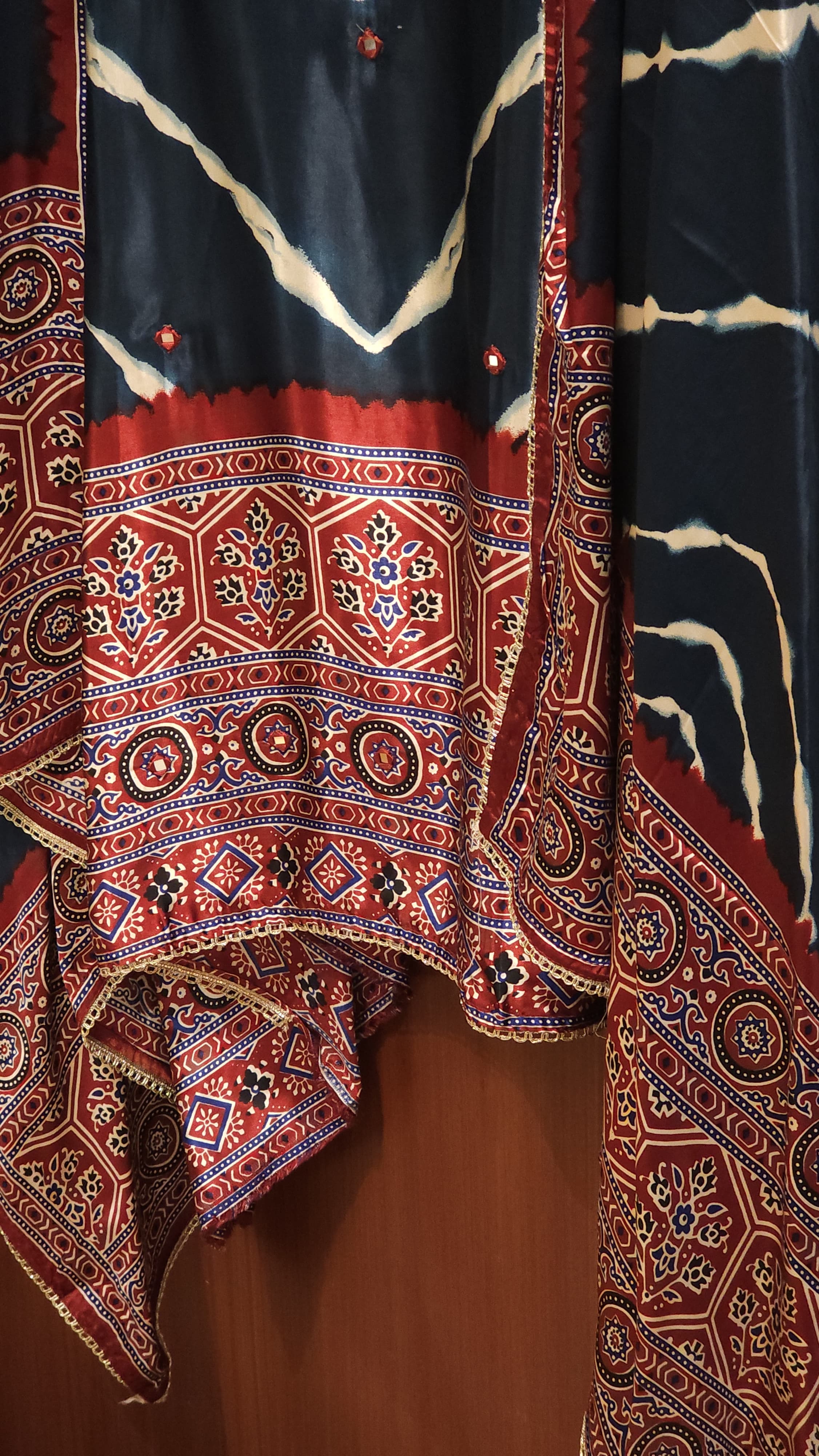 Gajji Silk 7.O with Ajrakh Bandhani Fusion Prints