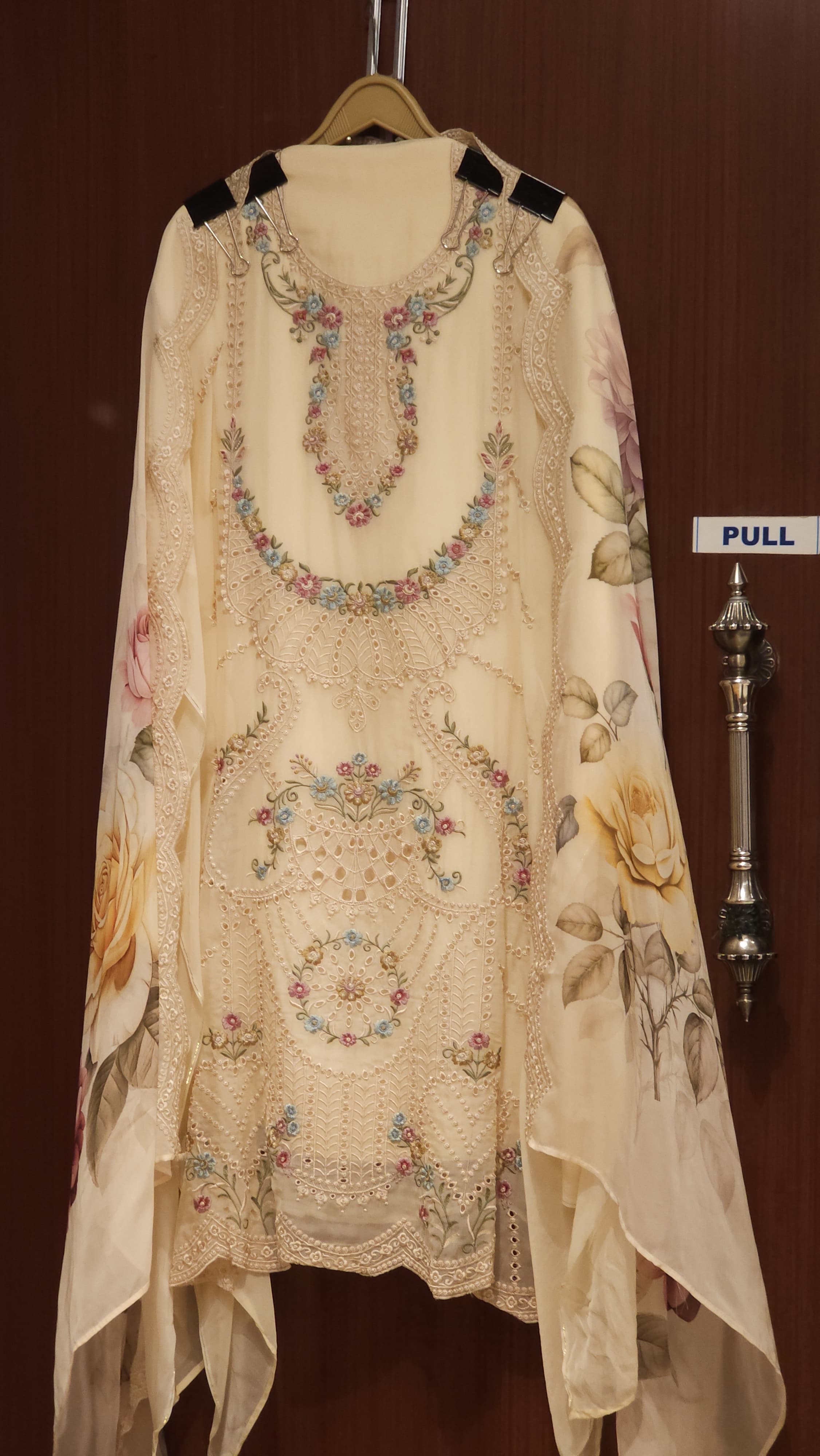 Pakistani Suit Cutwork & Threadwork 1.O