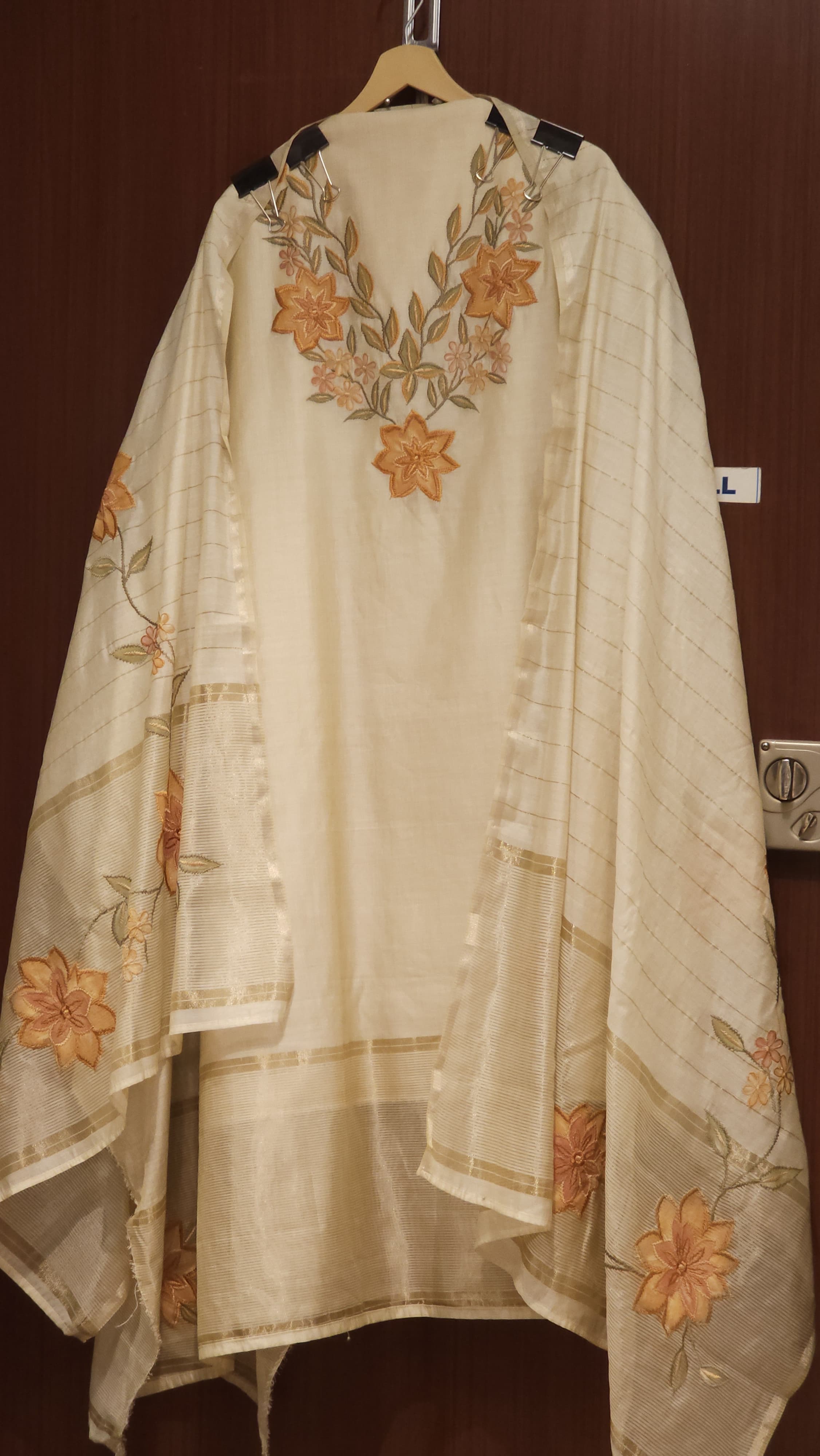 Jamdani Suit with Gold lurex & Brush Paint