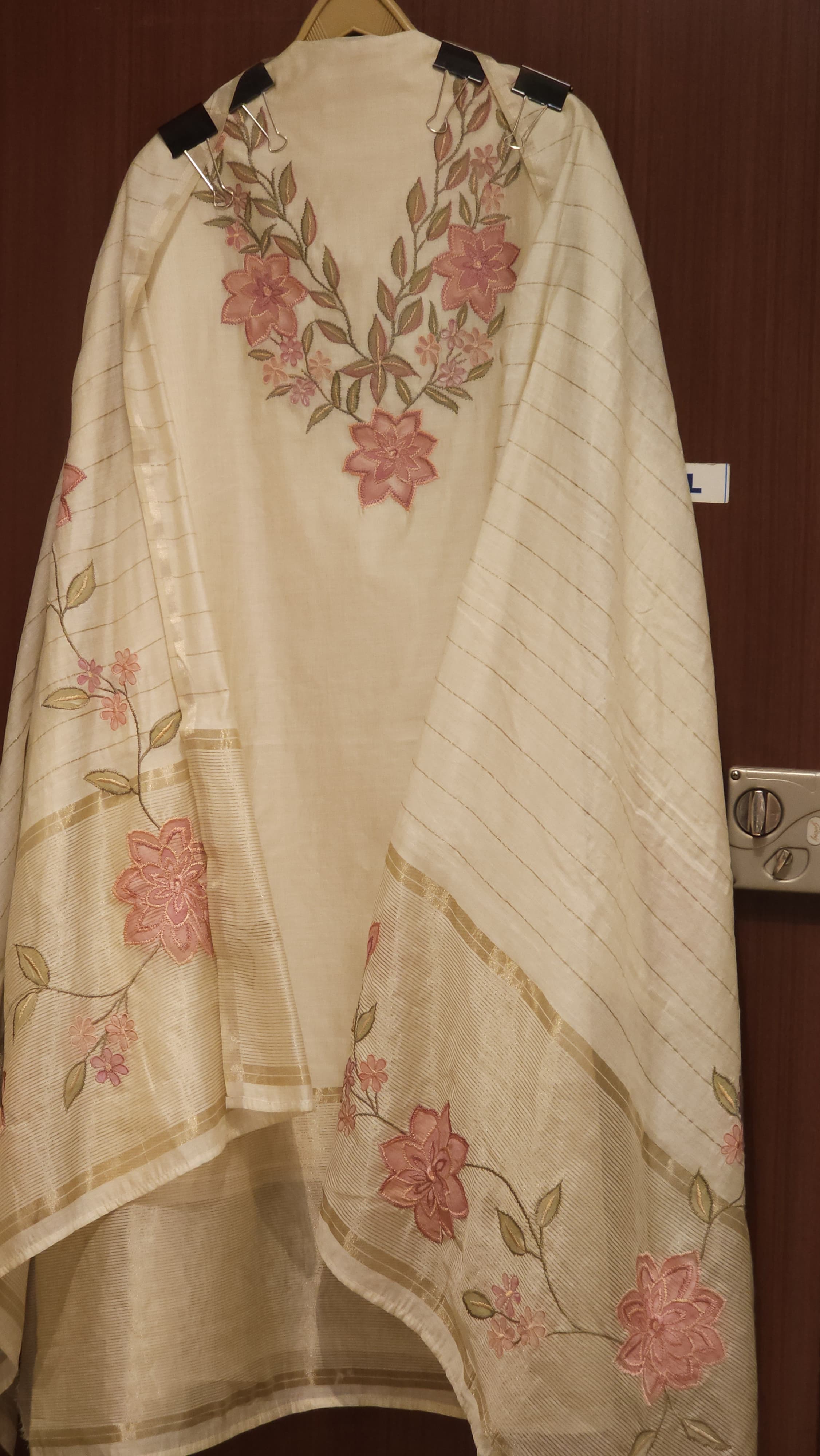 Jamdani Suit with Gold lurex & Brush Paint