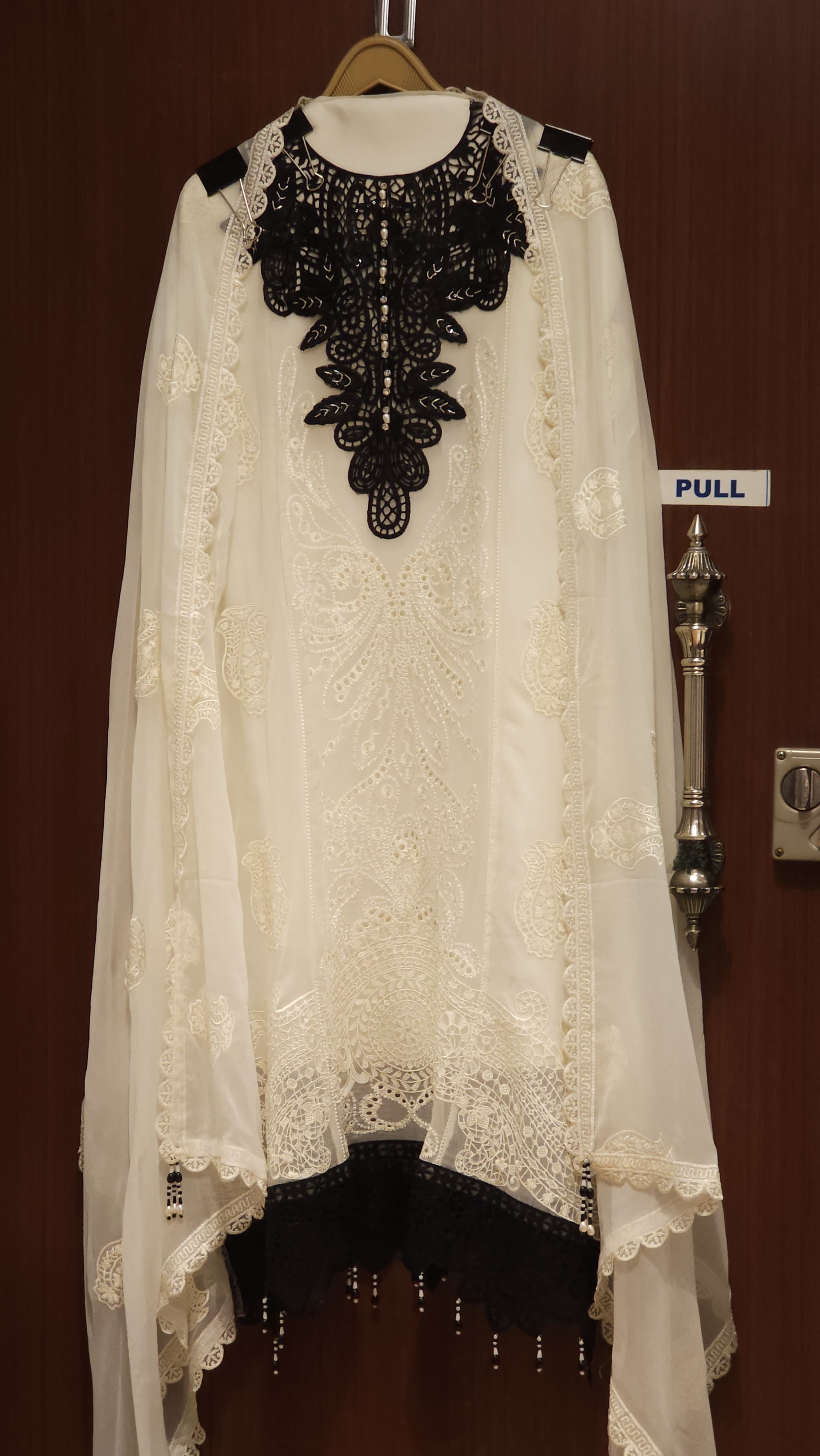 Luxury Pakistani Chiffon Embroidered Suit 2.O